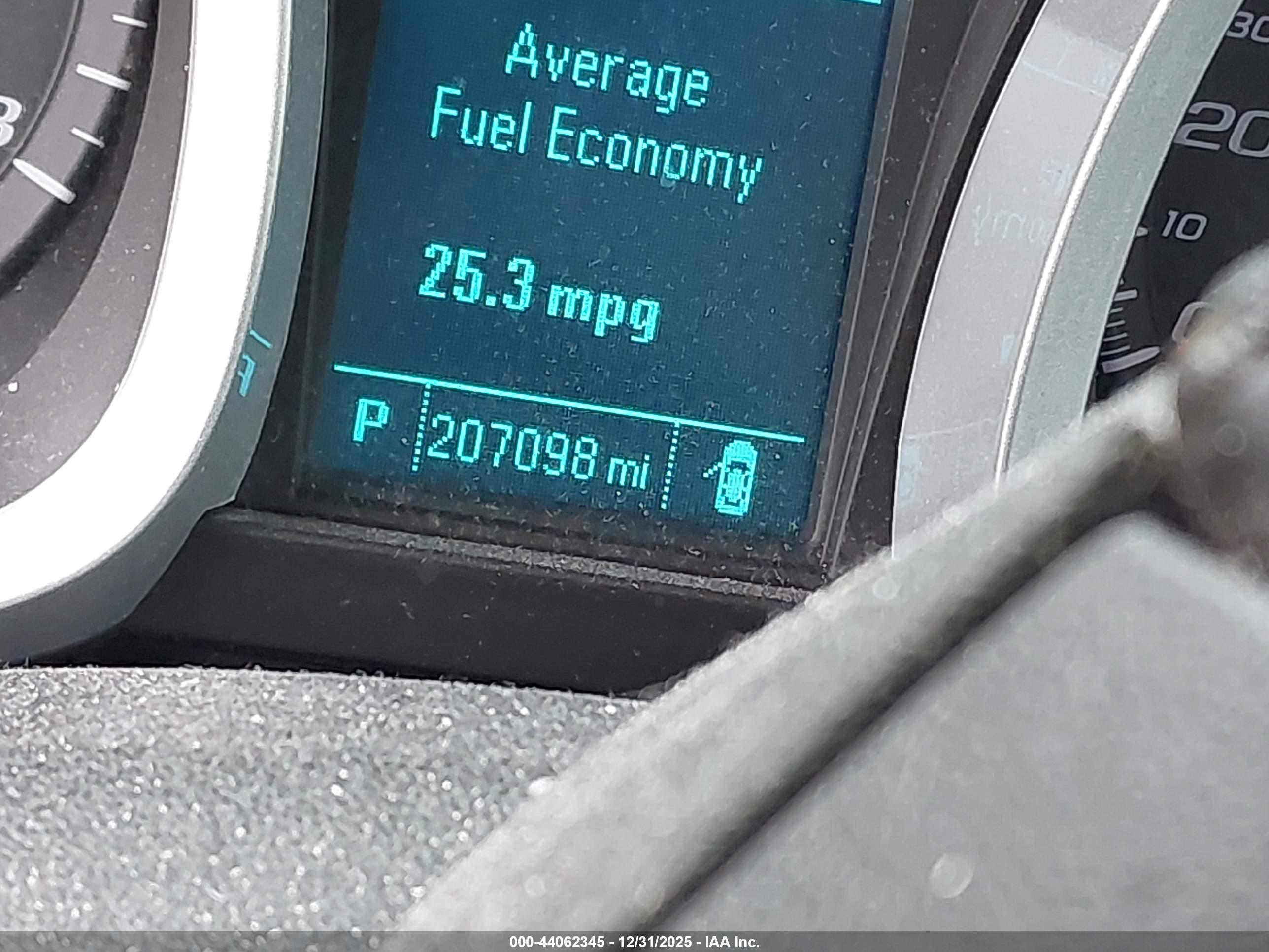CHEVROLET EQUINOX image 7