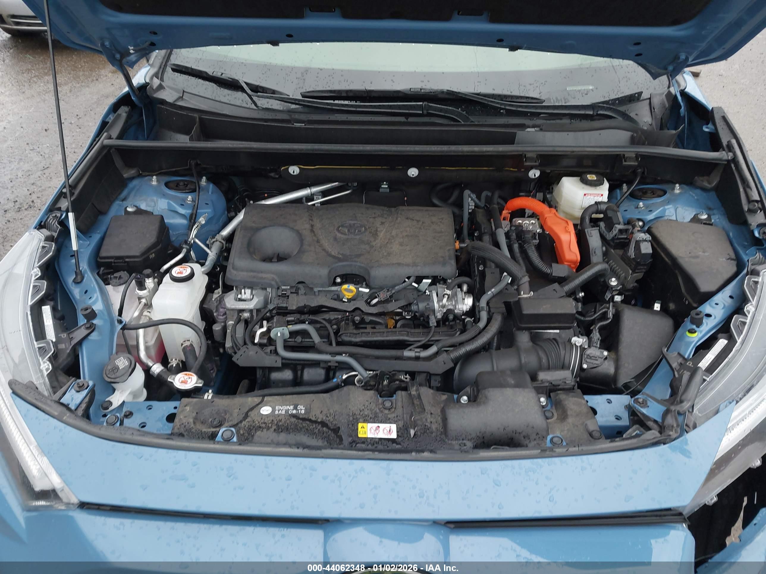 TOYOTA RAV4 image 10