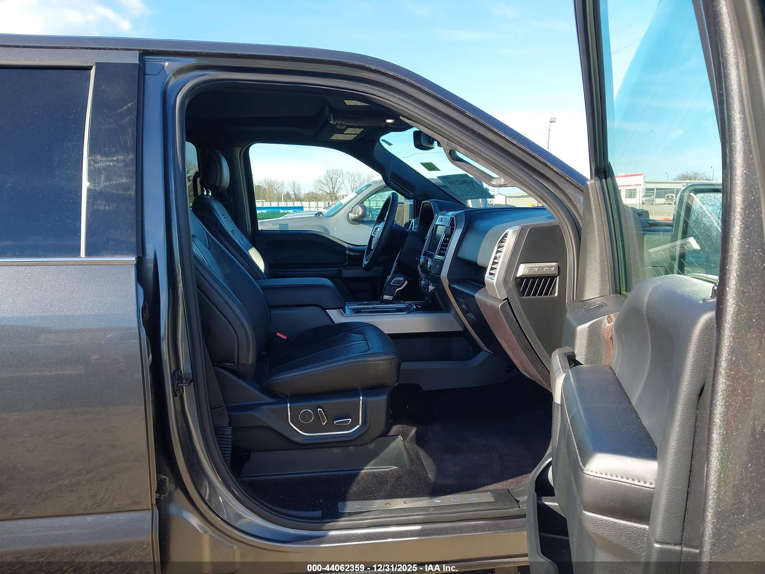 FORD F-150 image 5