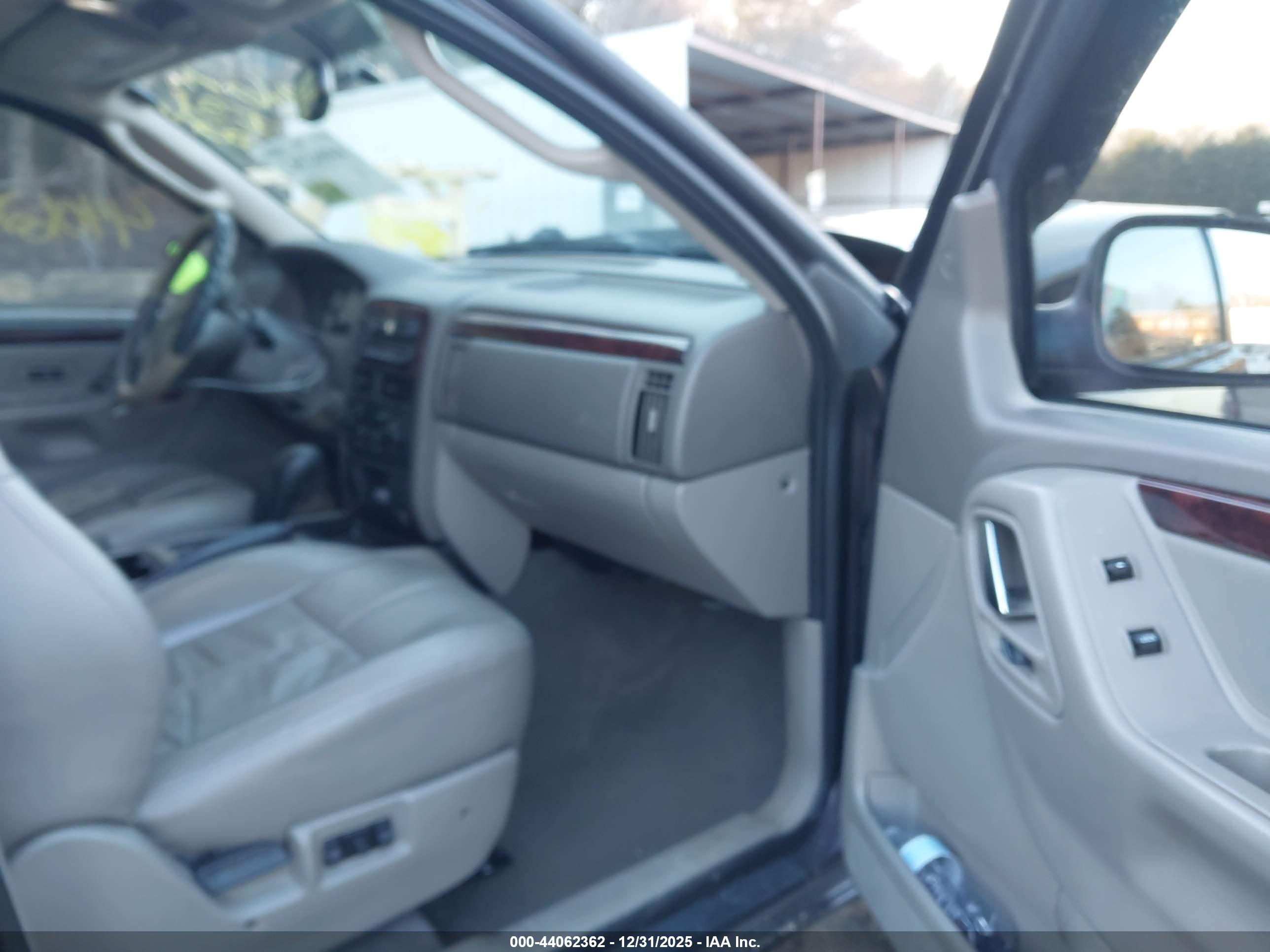 JEEP GRAND image 5