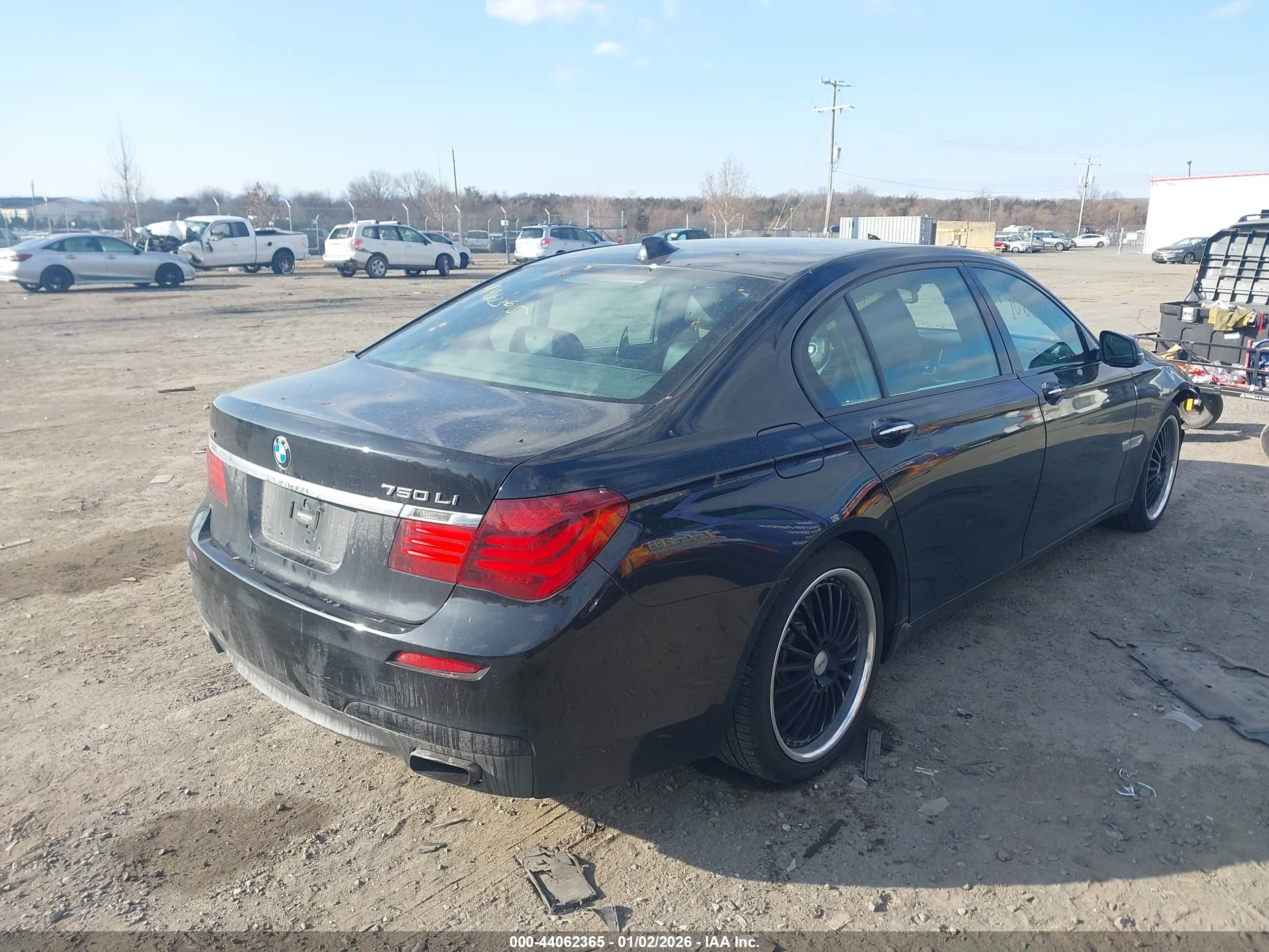 BMW 750LI image 4