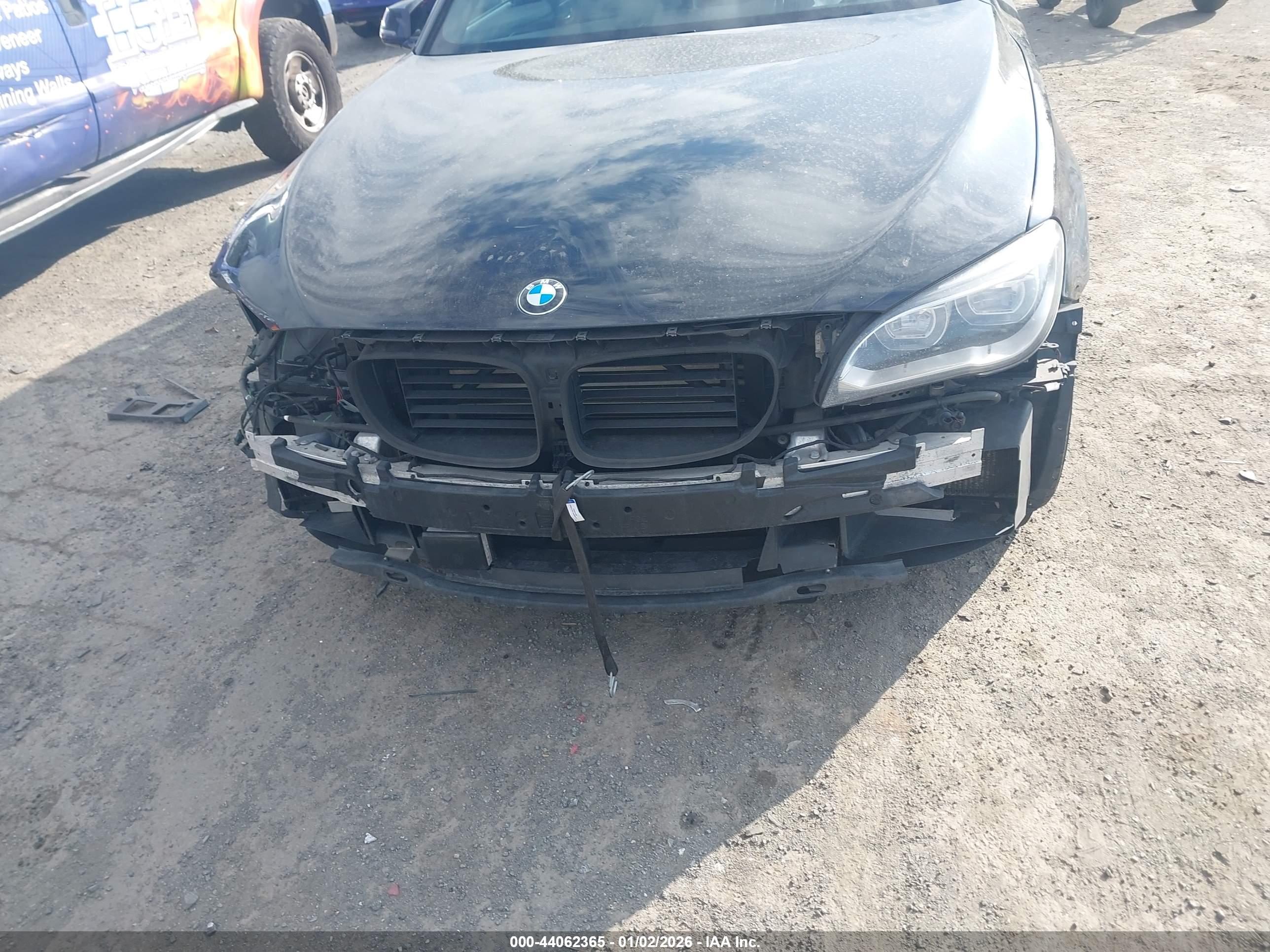 BMW 750LI image 6