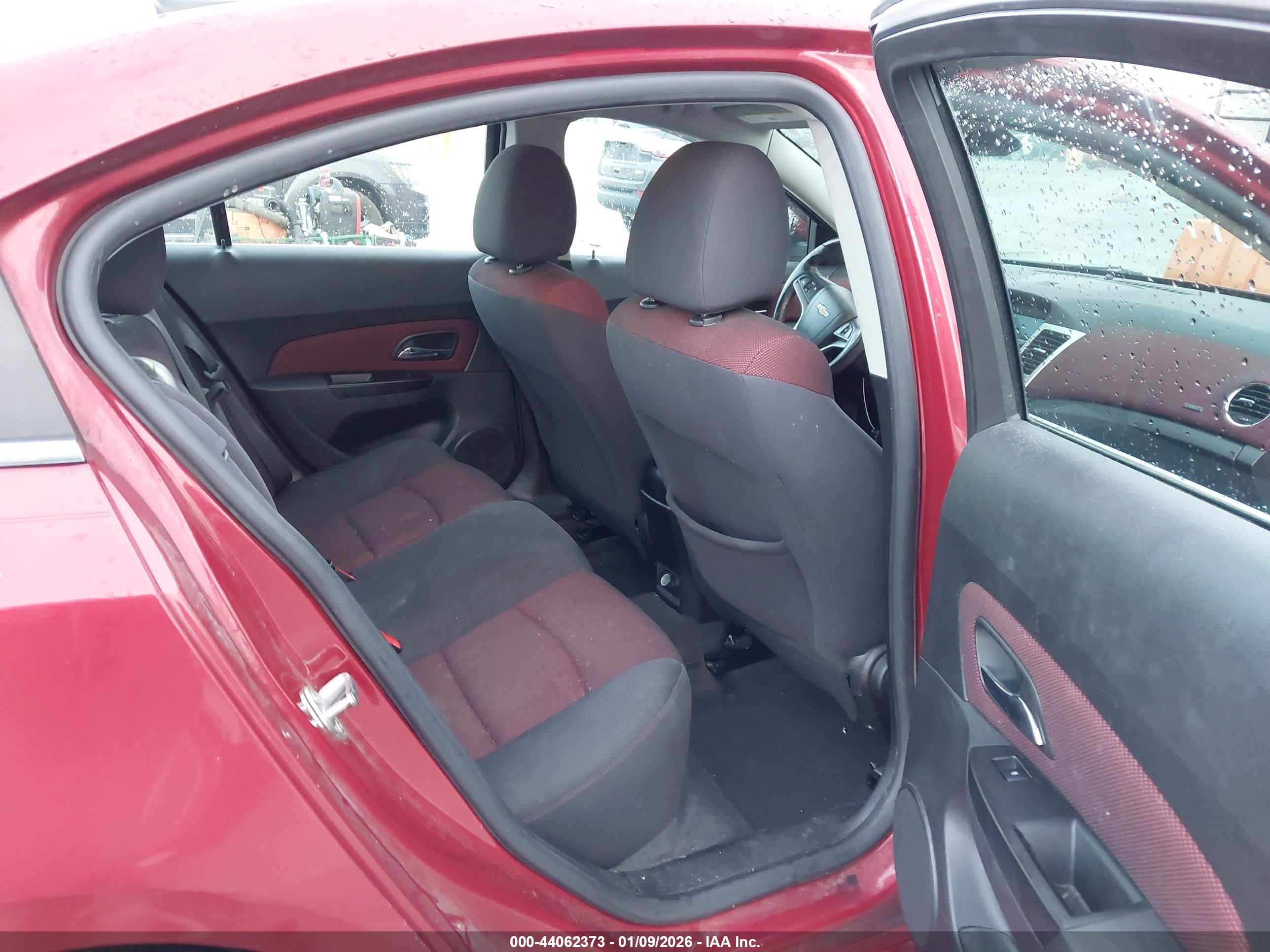 CHEVROLET CRUZE image 8