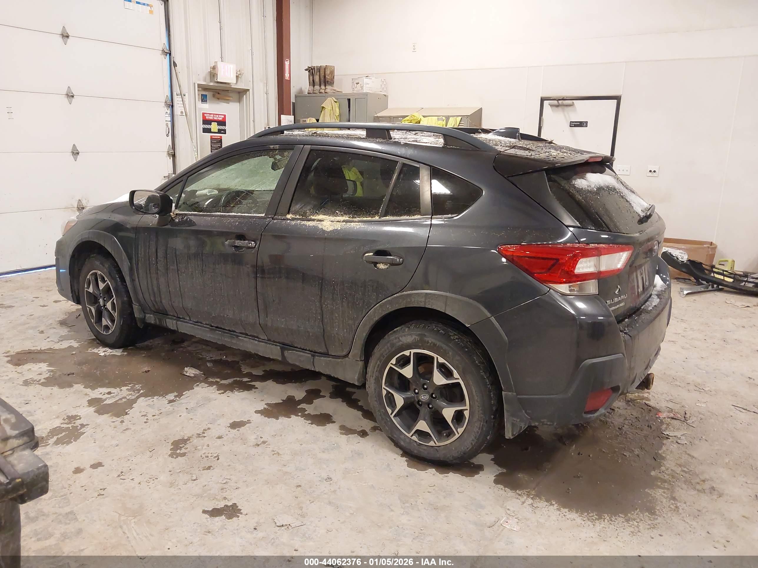 SUBARU CROSSTREK image 3