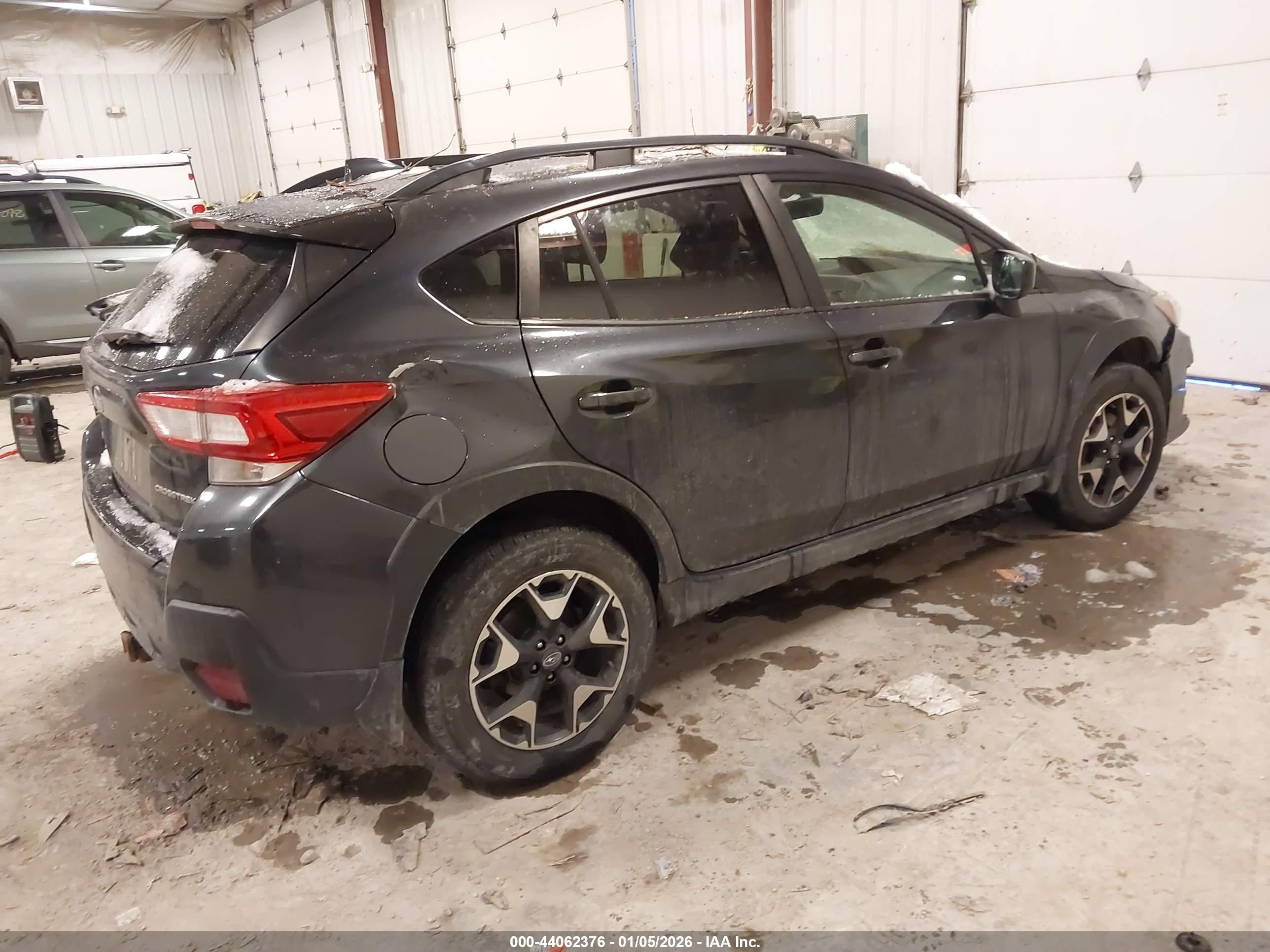 SUBARU CROSSTREK image 4