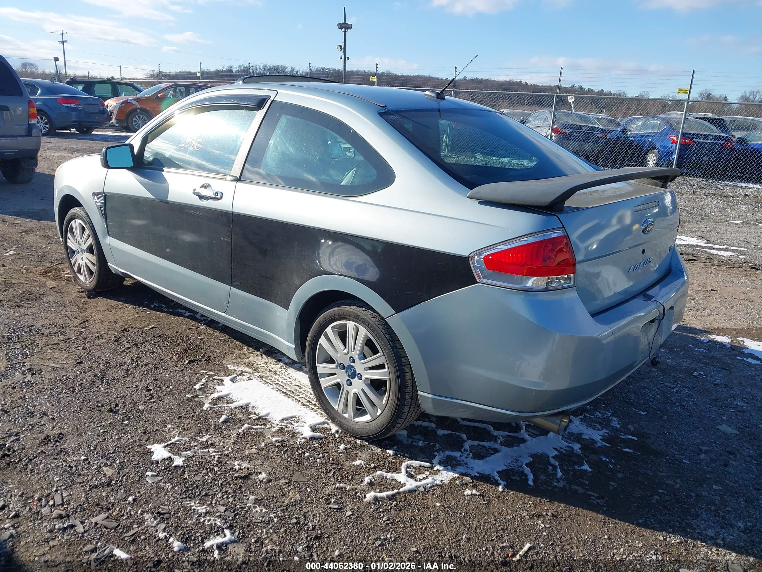 FORD FOCUS image 3