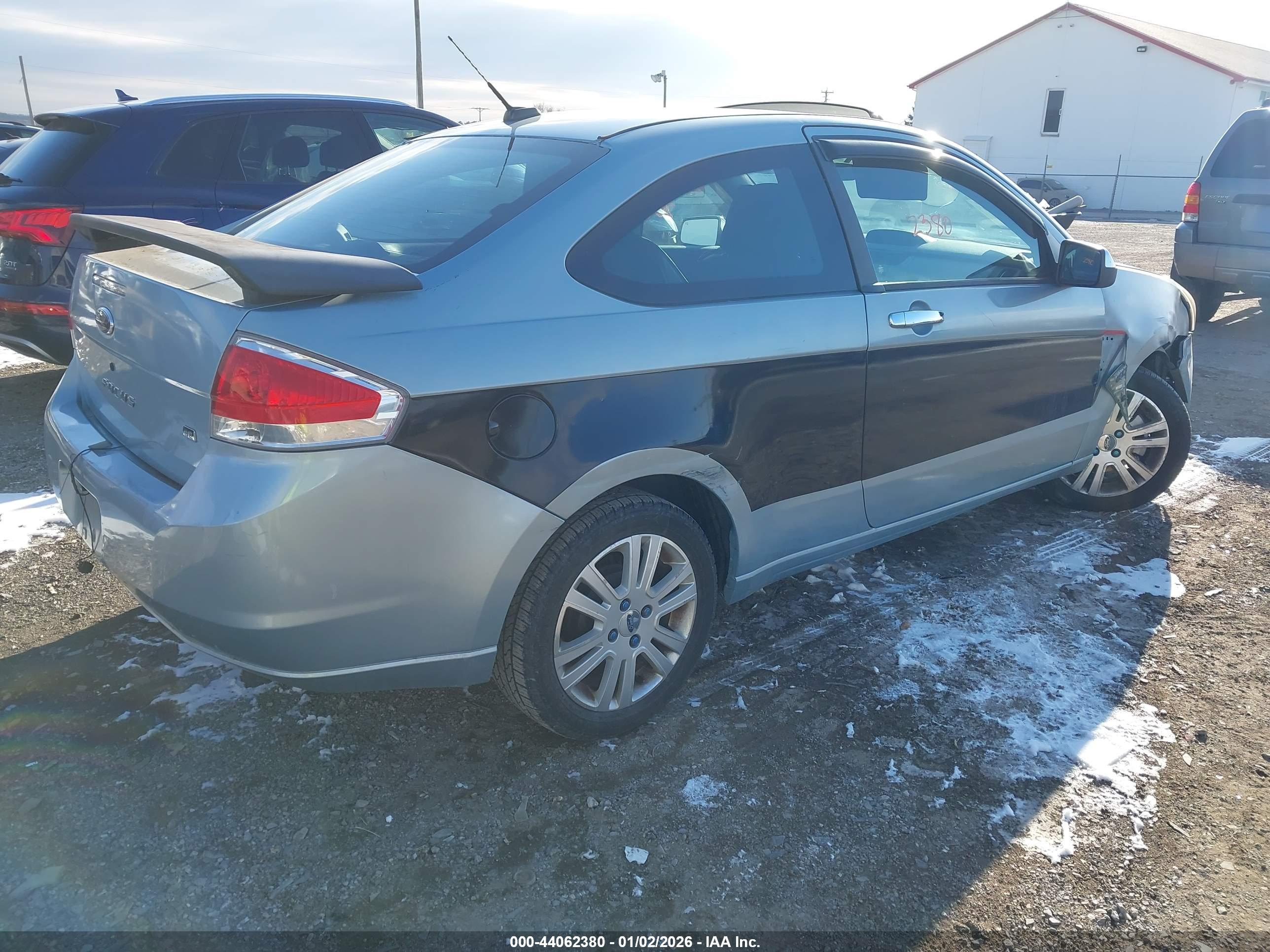 FORD FOCUS image 4
