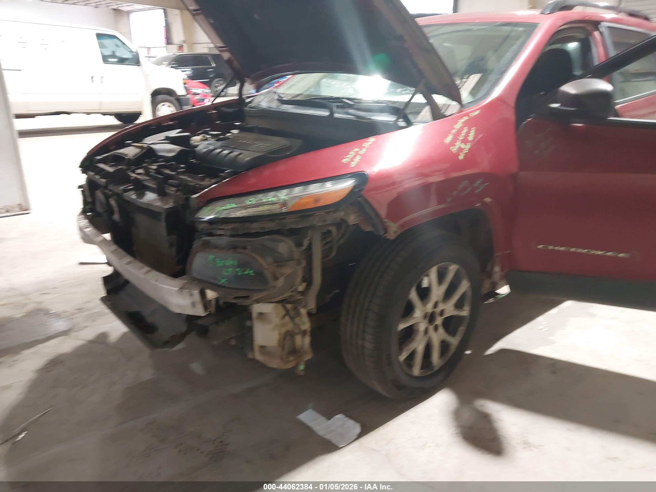 JEEP CHEROKEE image 6