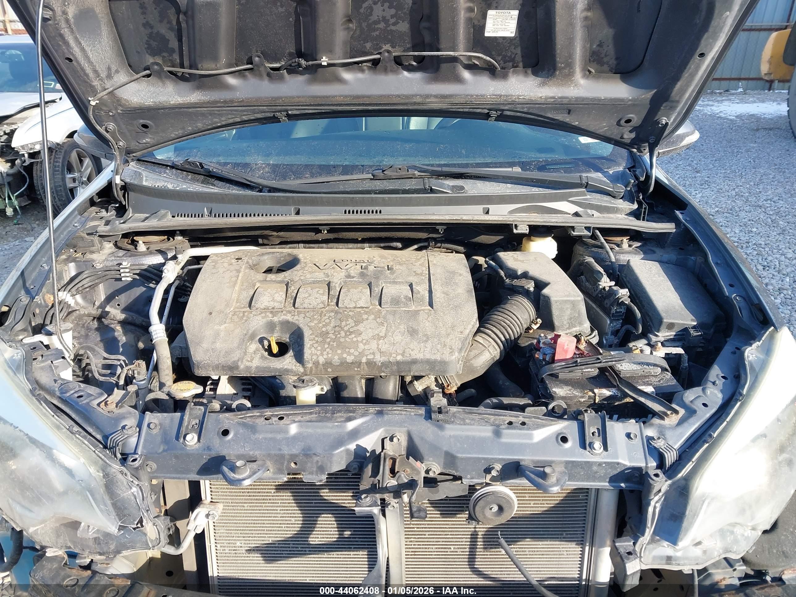 TOYOTA COROLLA image 10