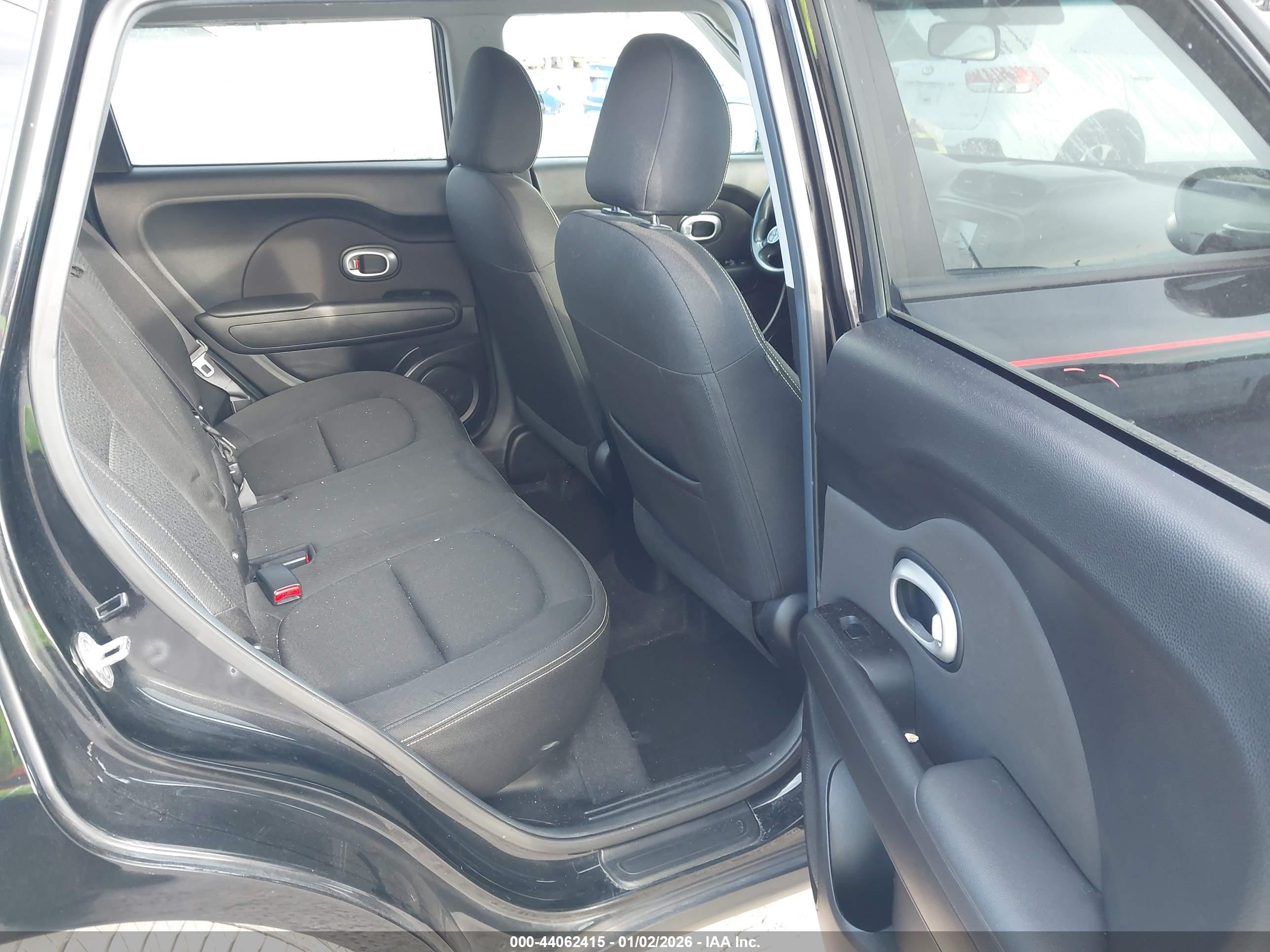 KIA SOUL image 8