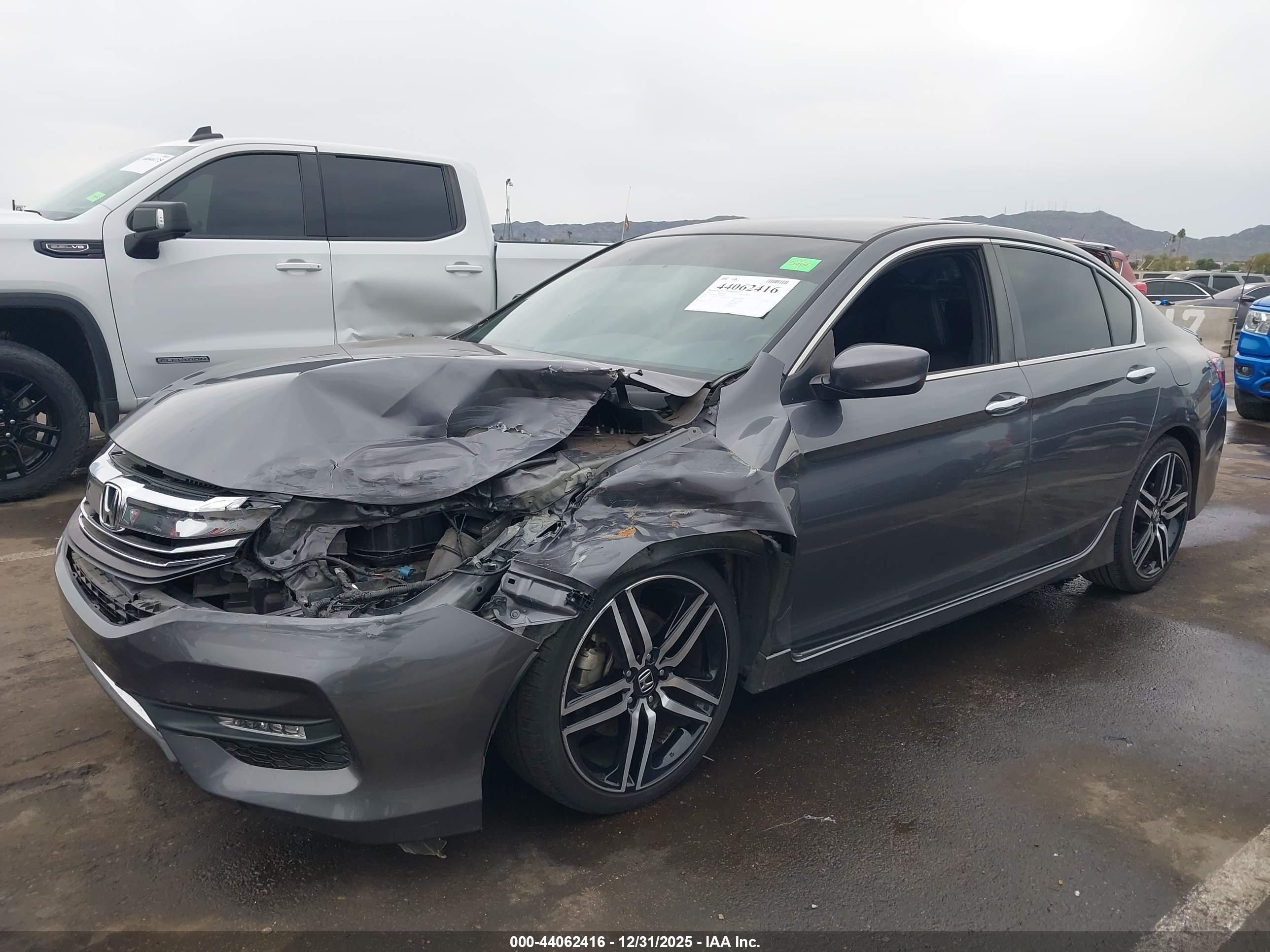 HONDA ACCORD image 6