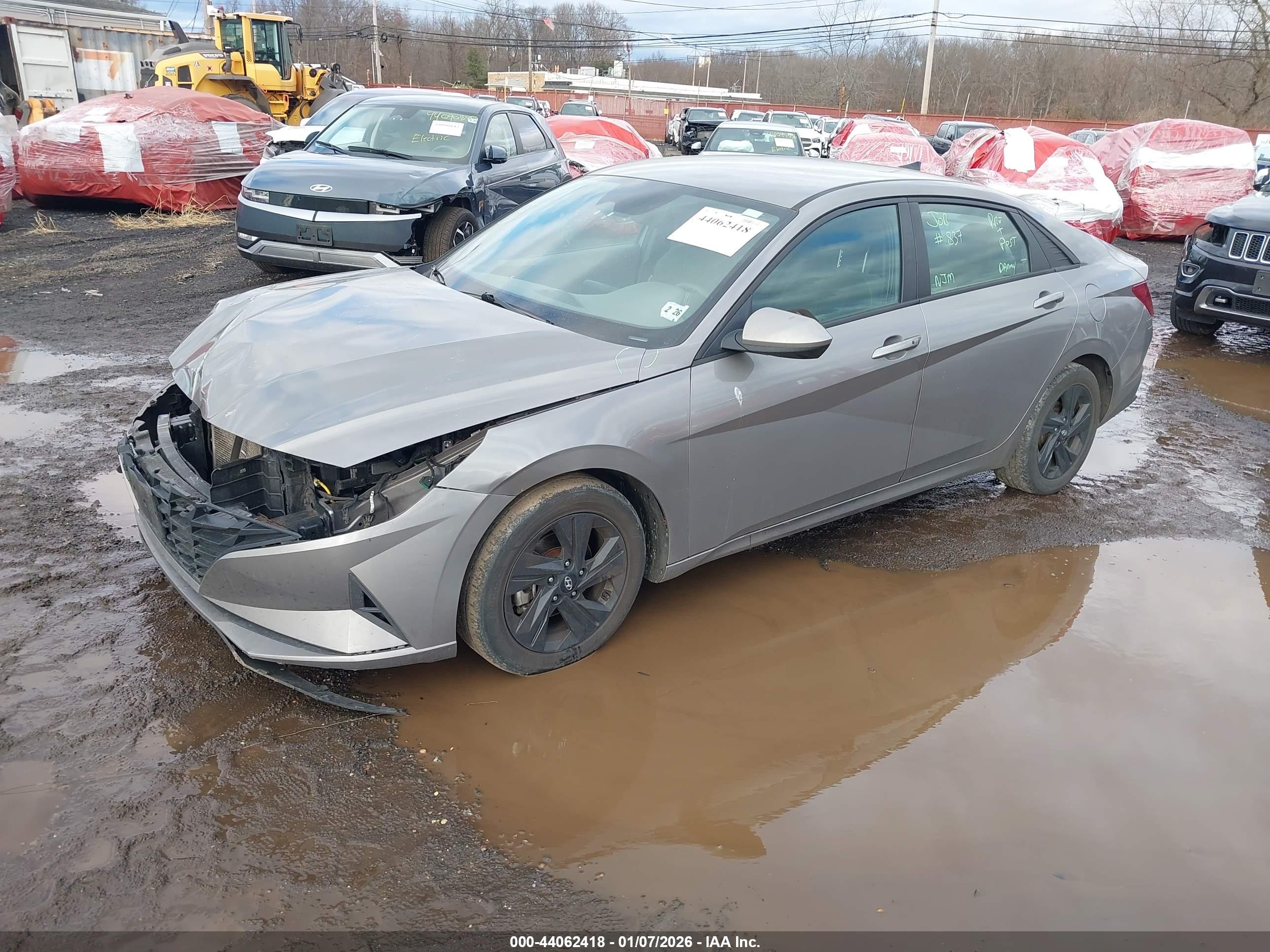 HYUNDAI ELANTRA image 2