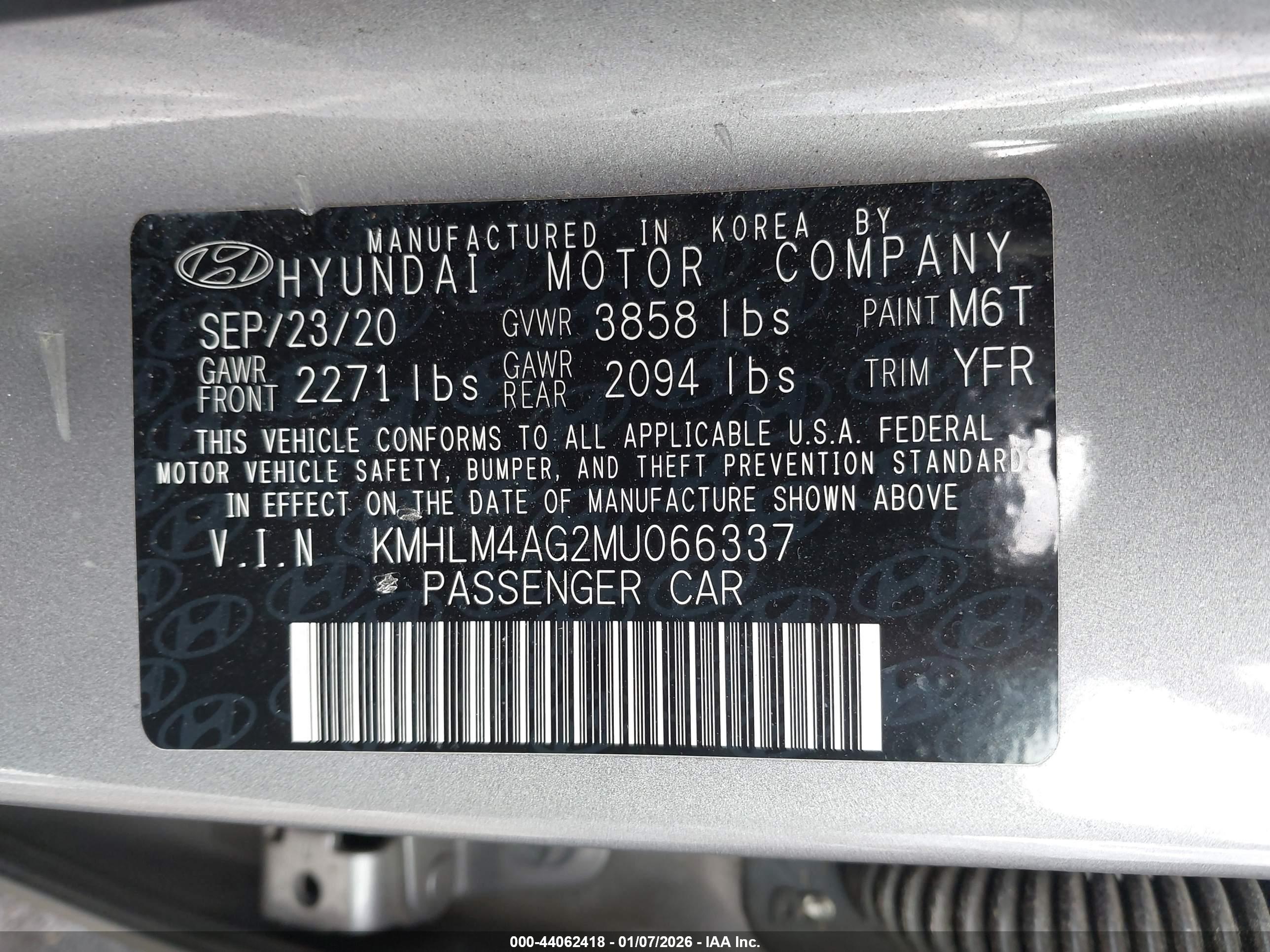 HYUNDAI ELANTRA image 9
