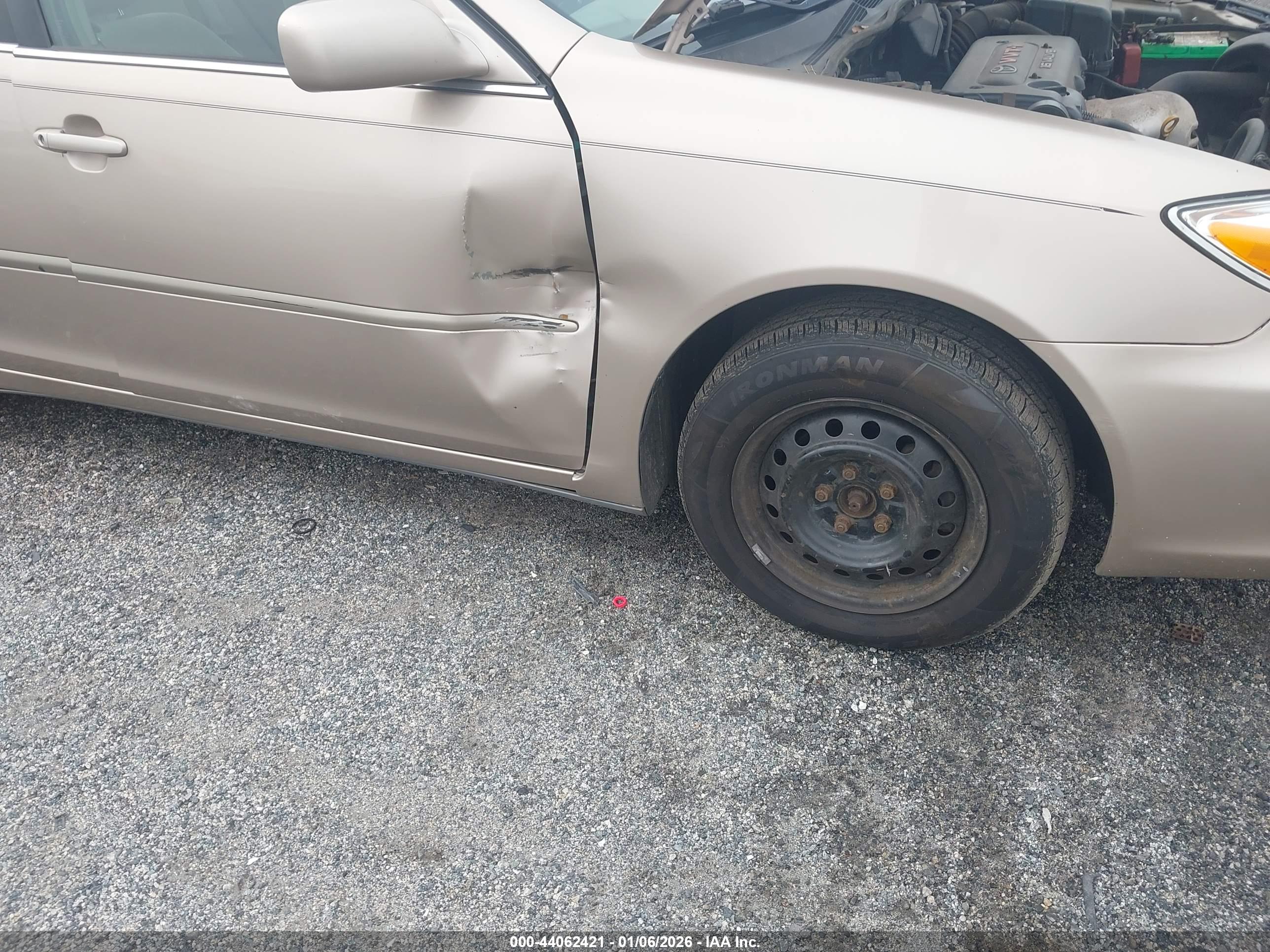 TOYOTA CAMRY image 6