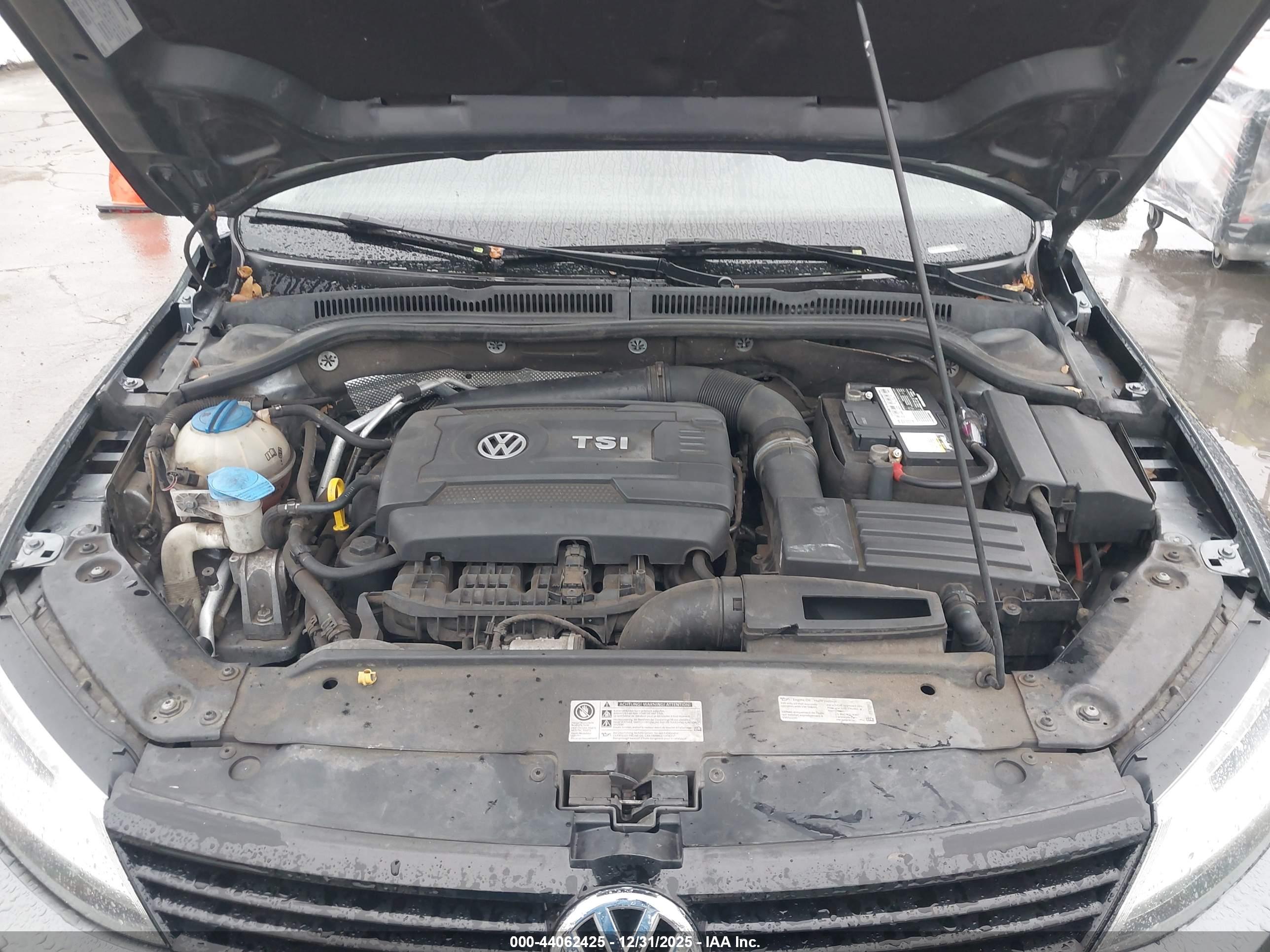 VOLKSWAGEN JETTA image 10