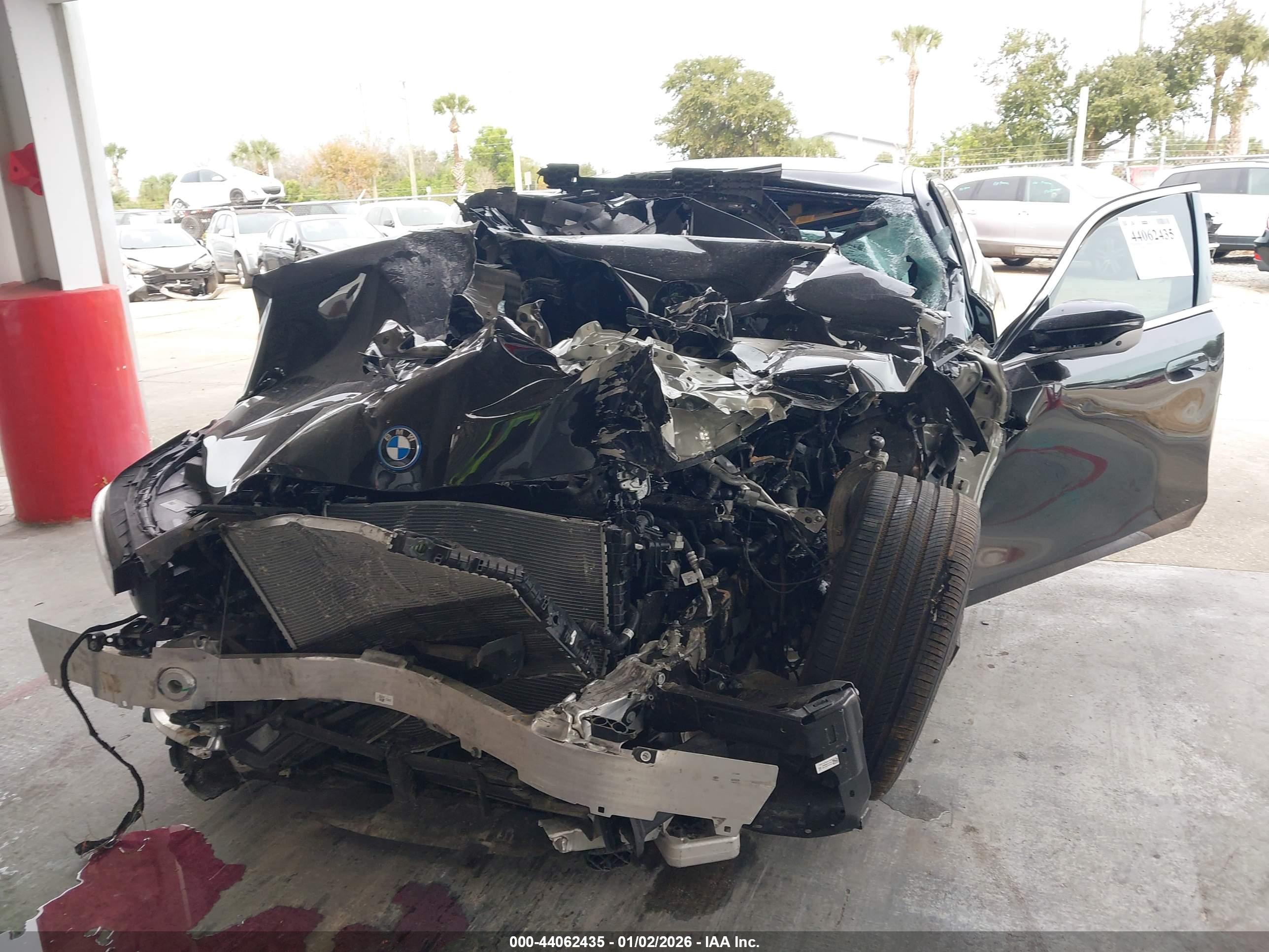 BMW I5 image 6
