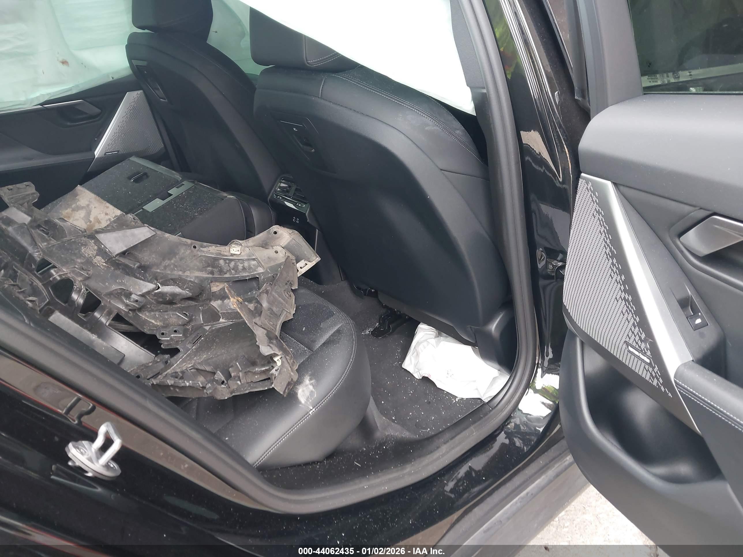 BMW I5 image 8