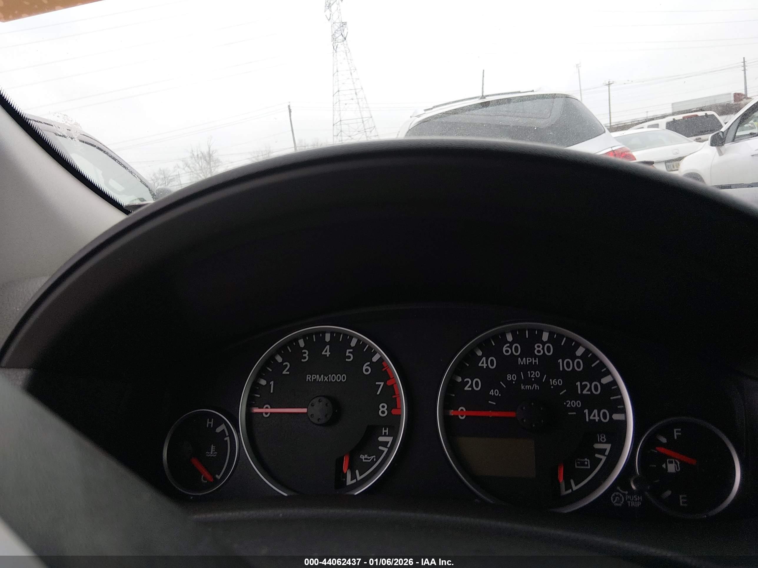 NISSAN PATHFINDER image 7