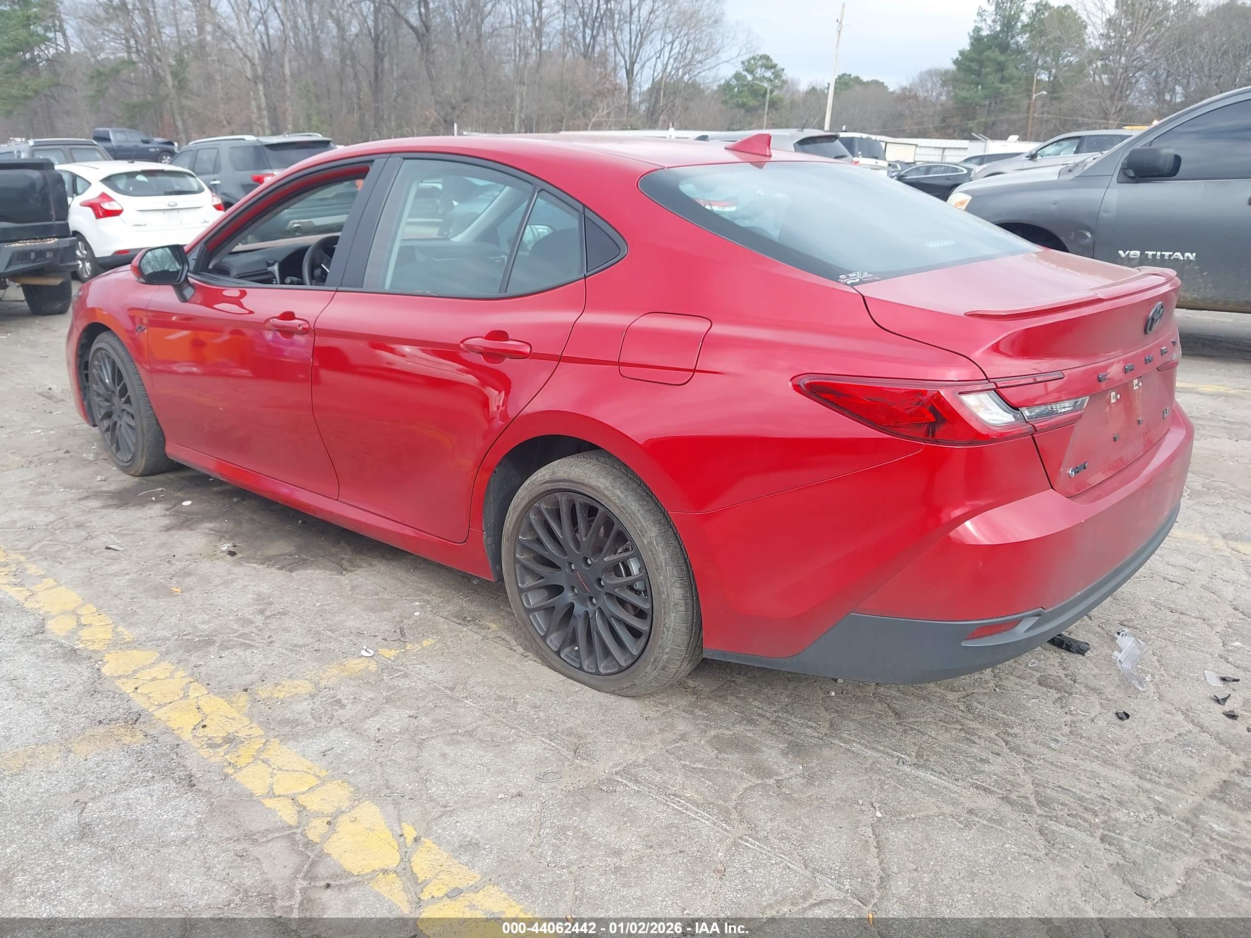 TOYOTA CAMRY image 3