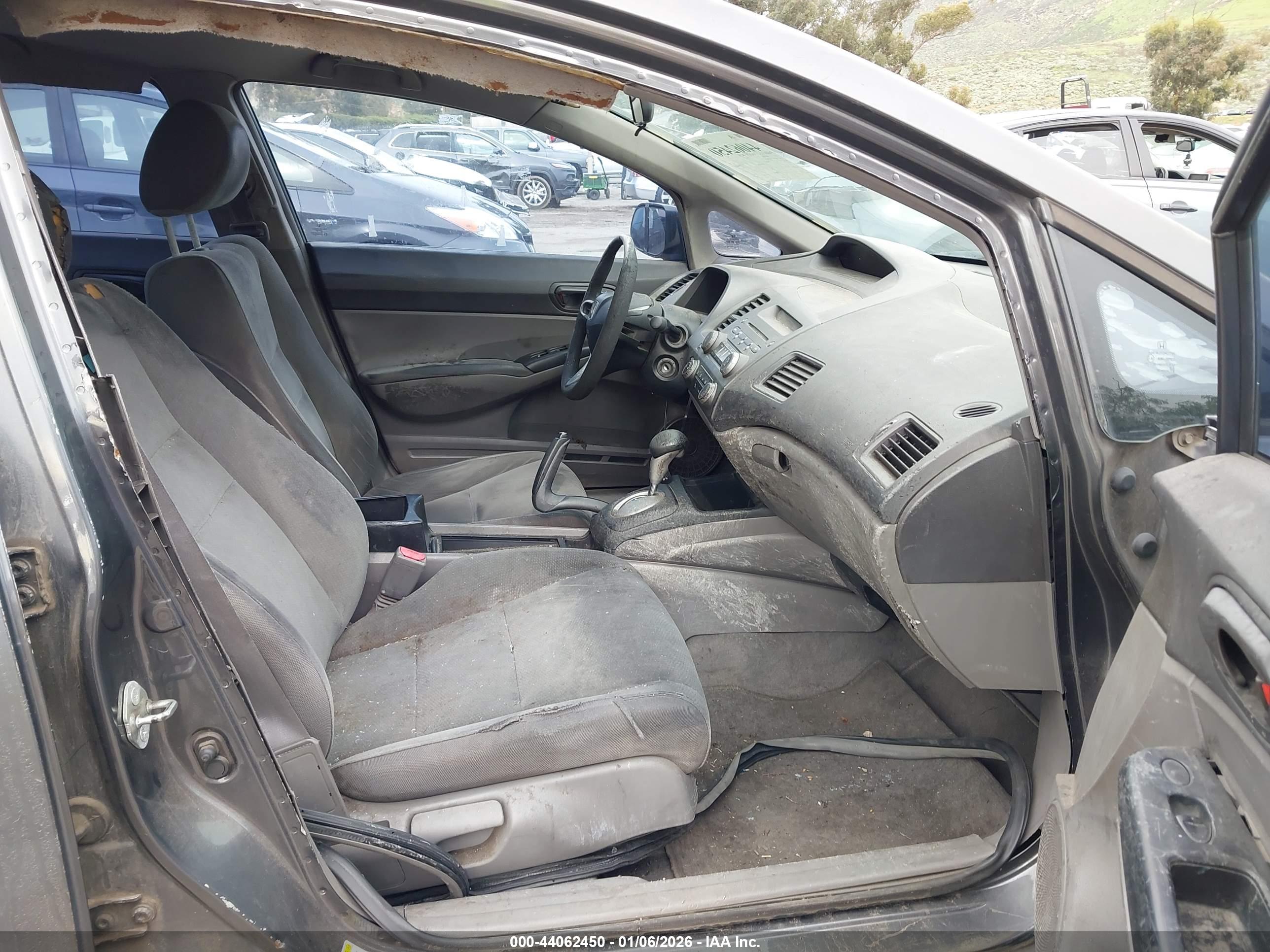 HONDA CIVIC image 5