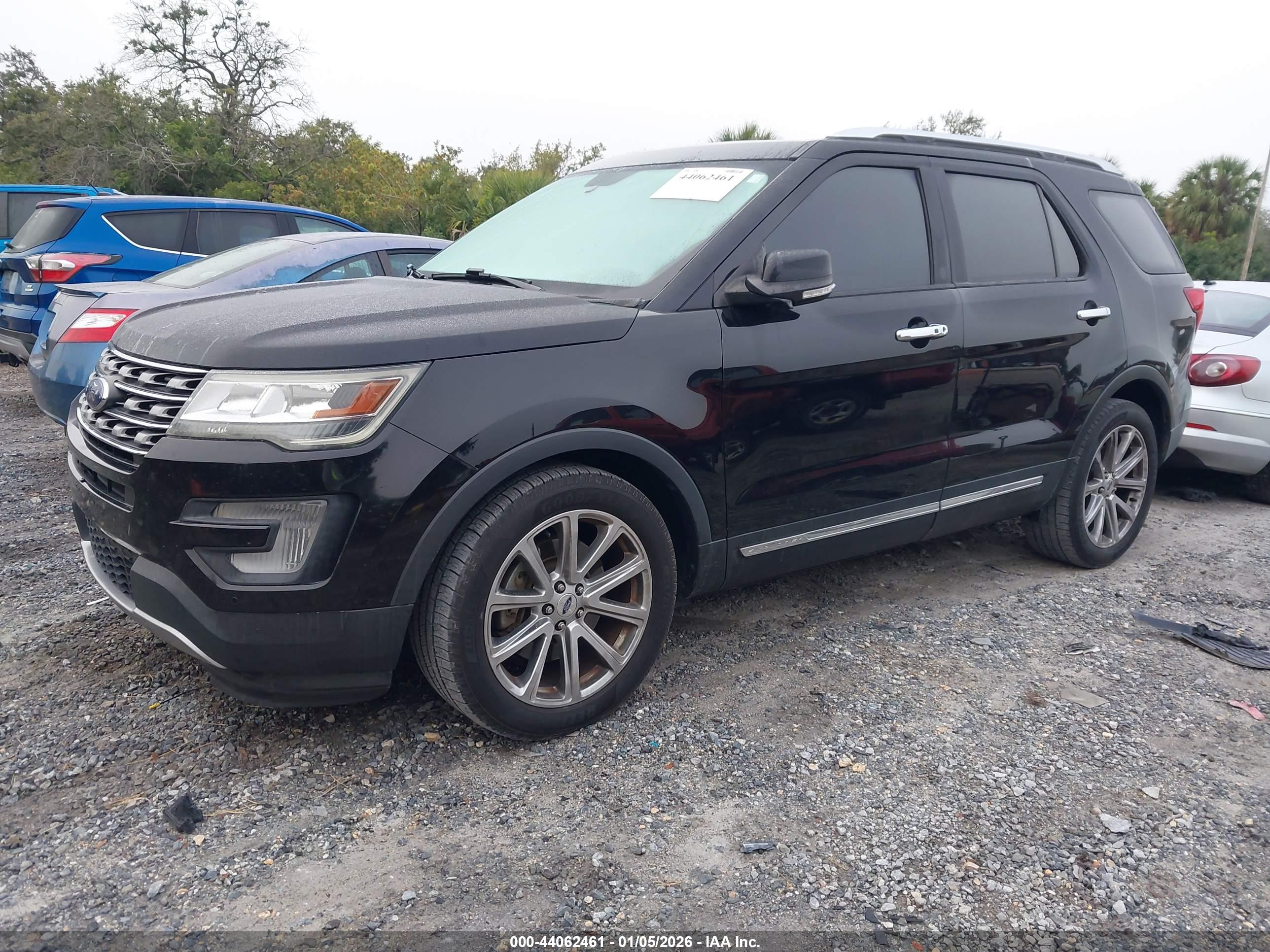 FORD EXPLORER image 2