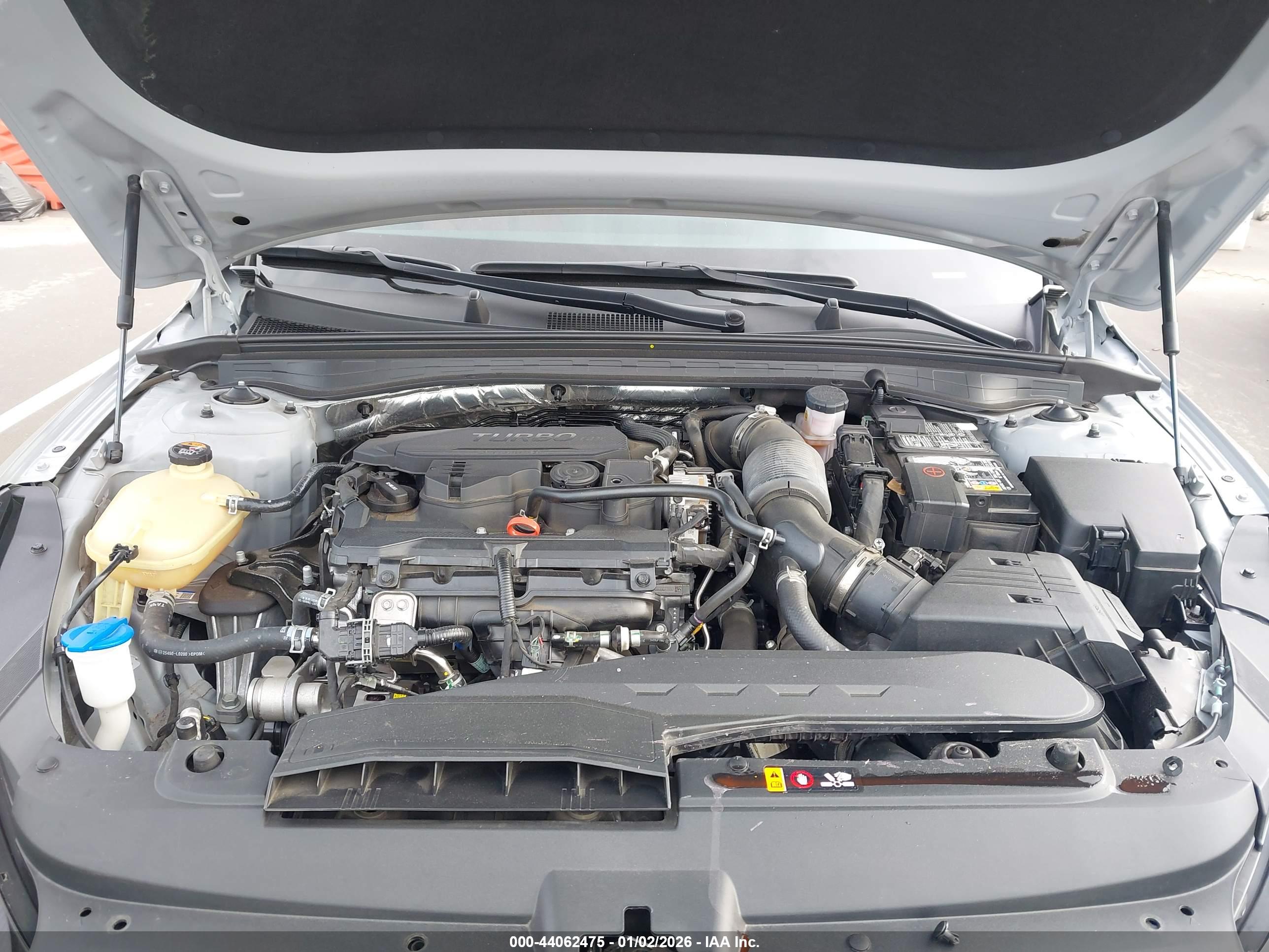 KIA K5 image 10