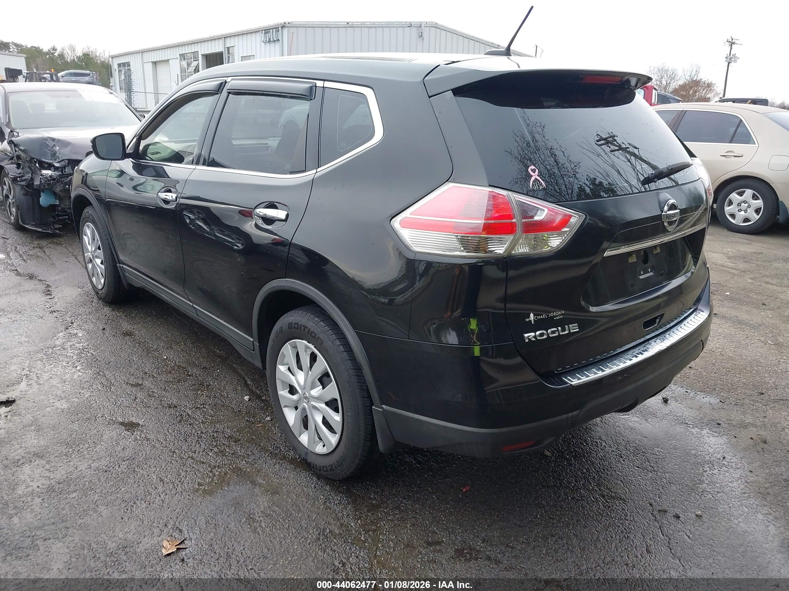 NISSAN ROGUE image 3