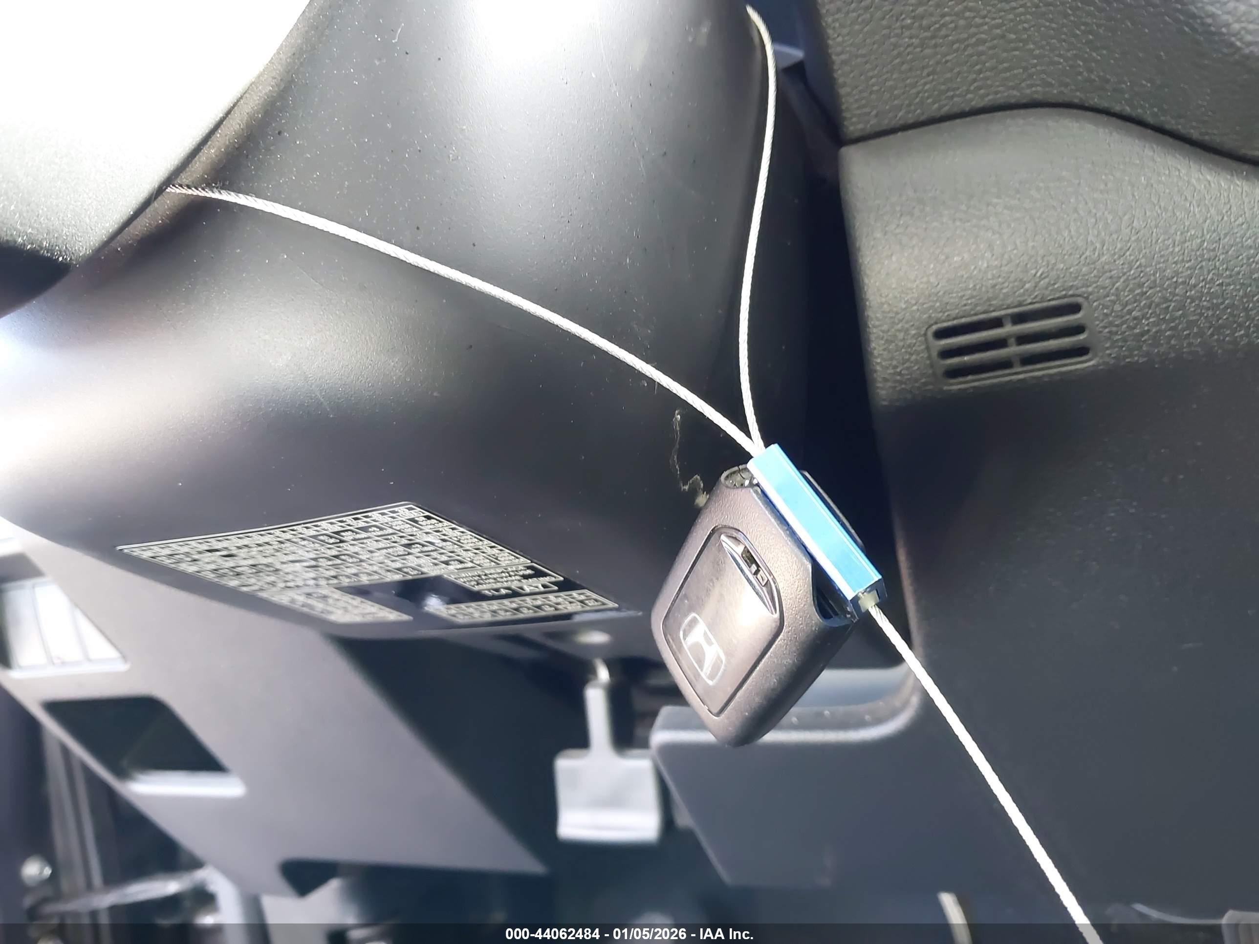 HONDA CR-V image 11