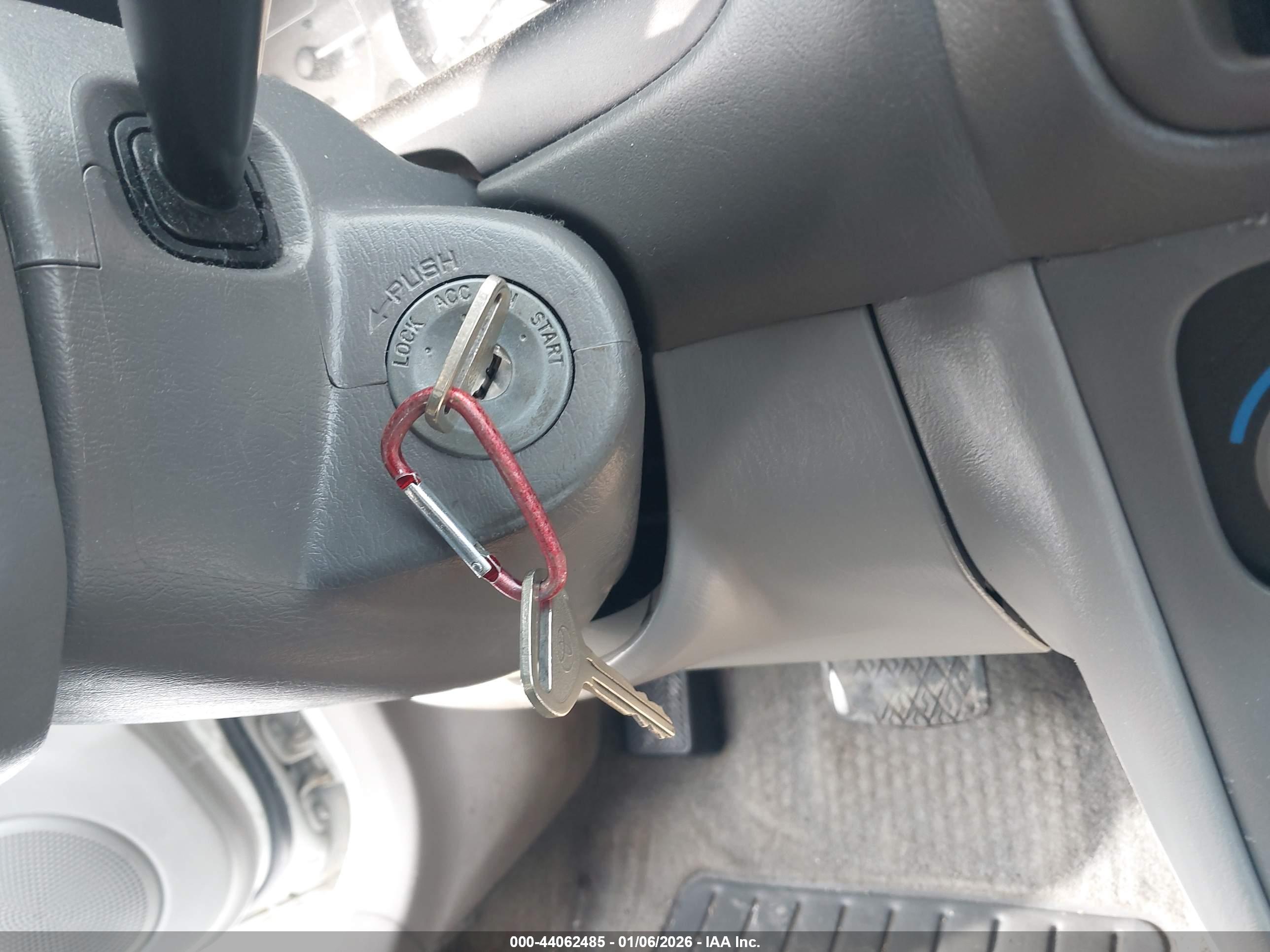 TOYOTA COROLLA image 11