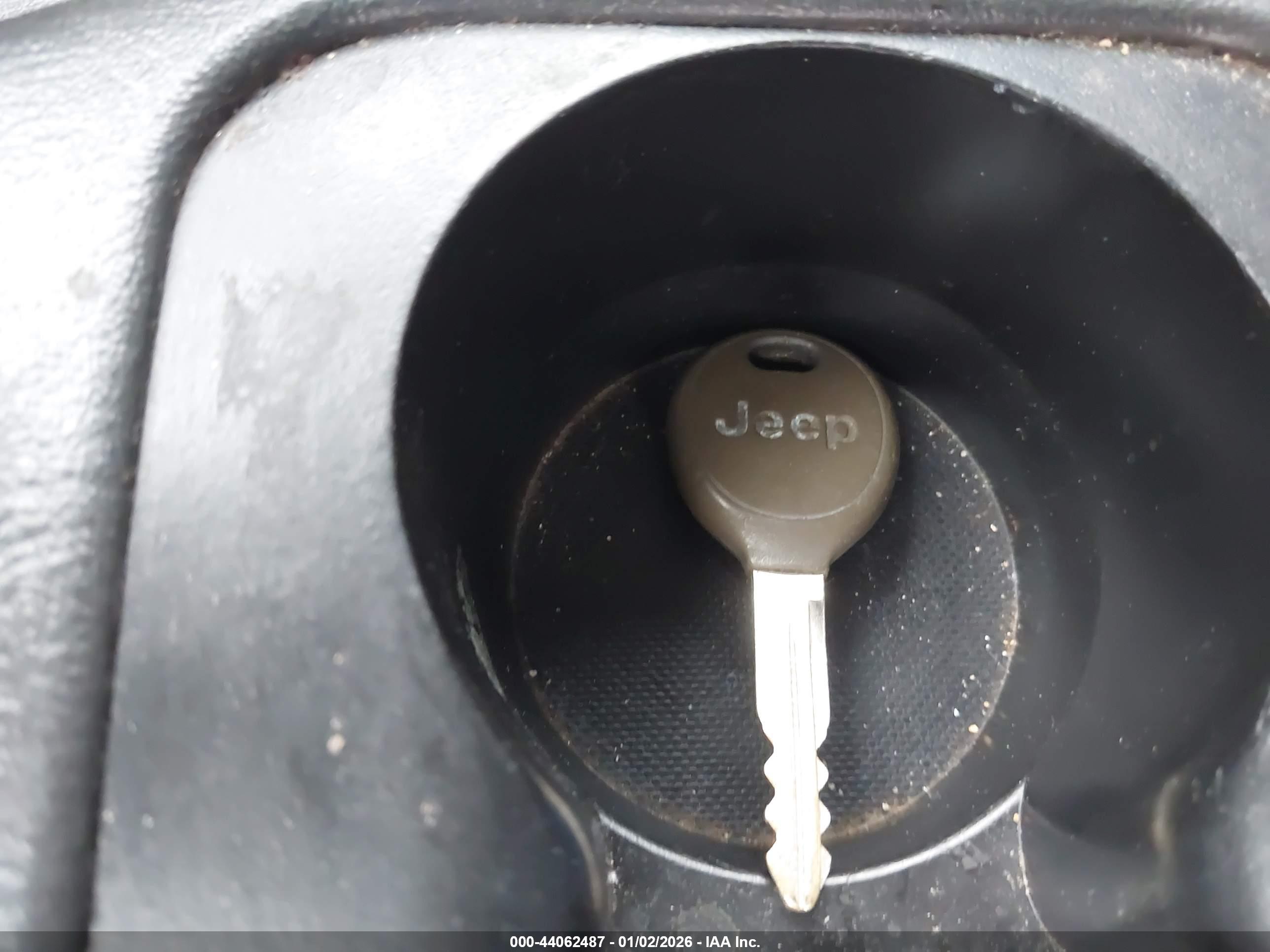 JEEP GRAND image 11