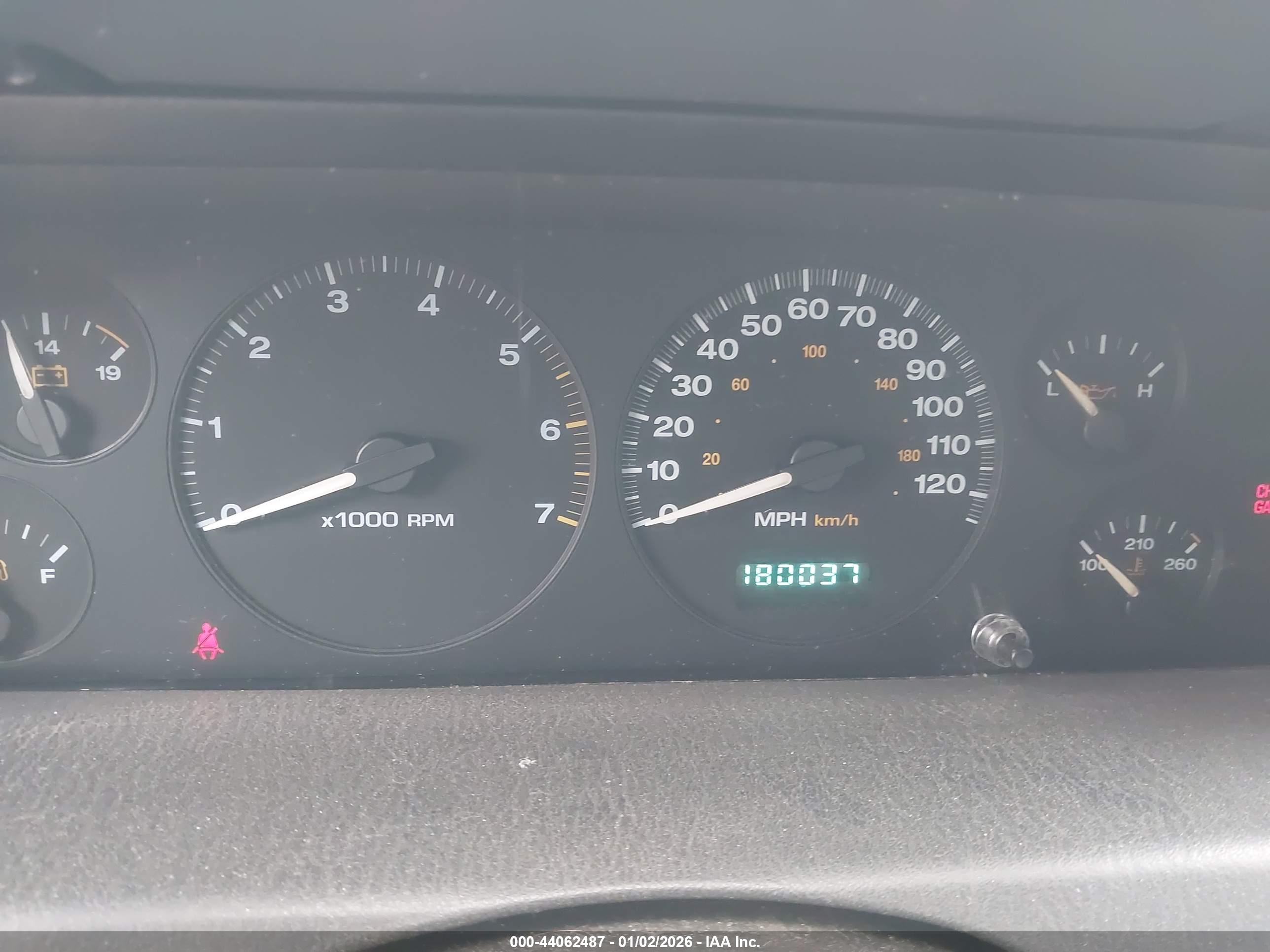 JEEP GRAND image 7