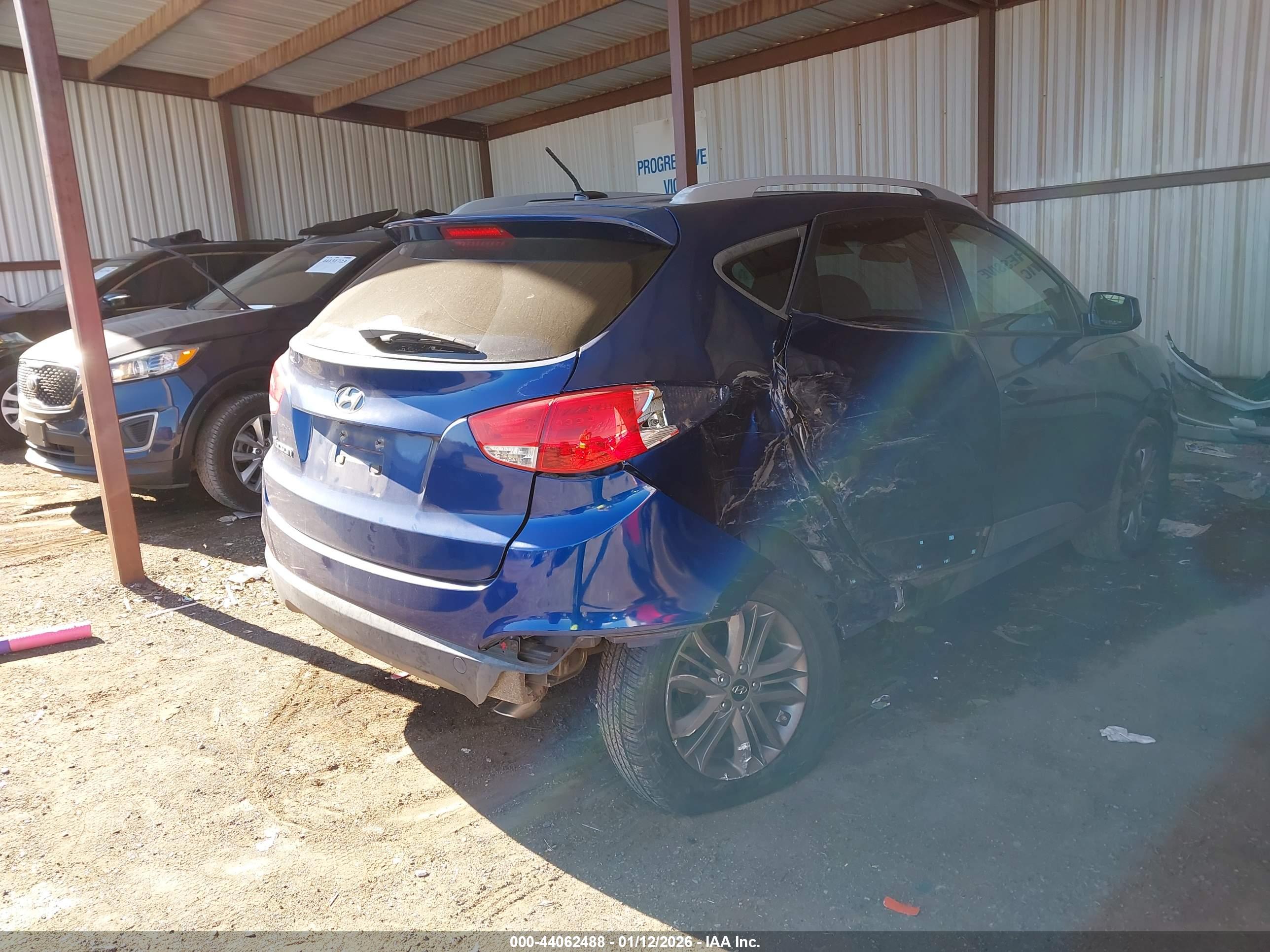 HYUNDAI TUCSON image 4