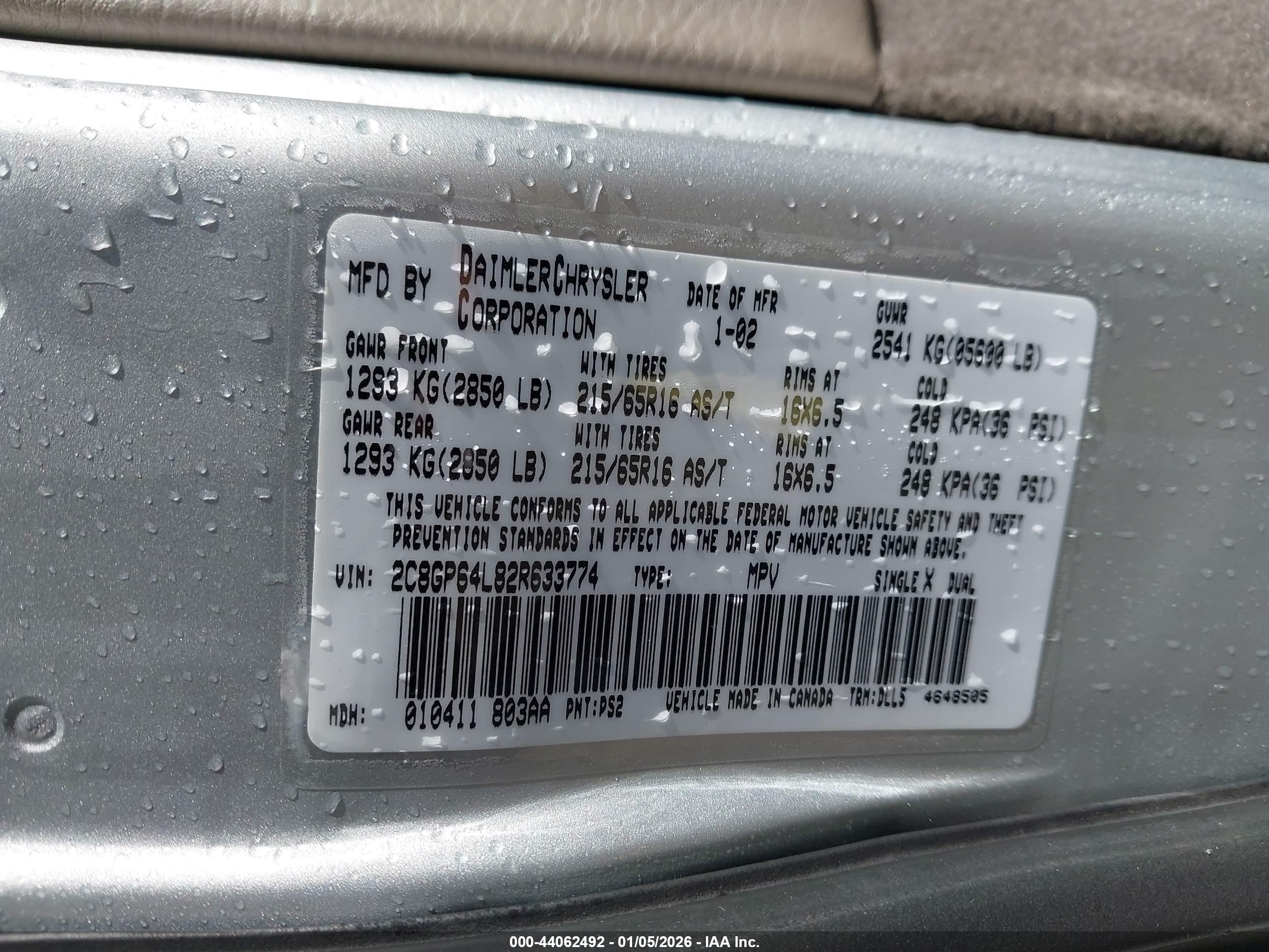 CHRYSLER TOWN image 9