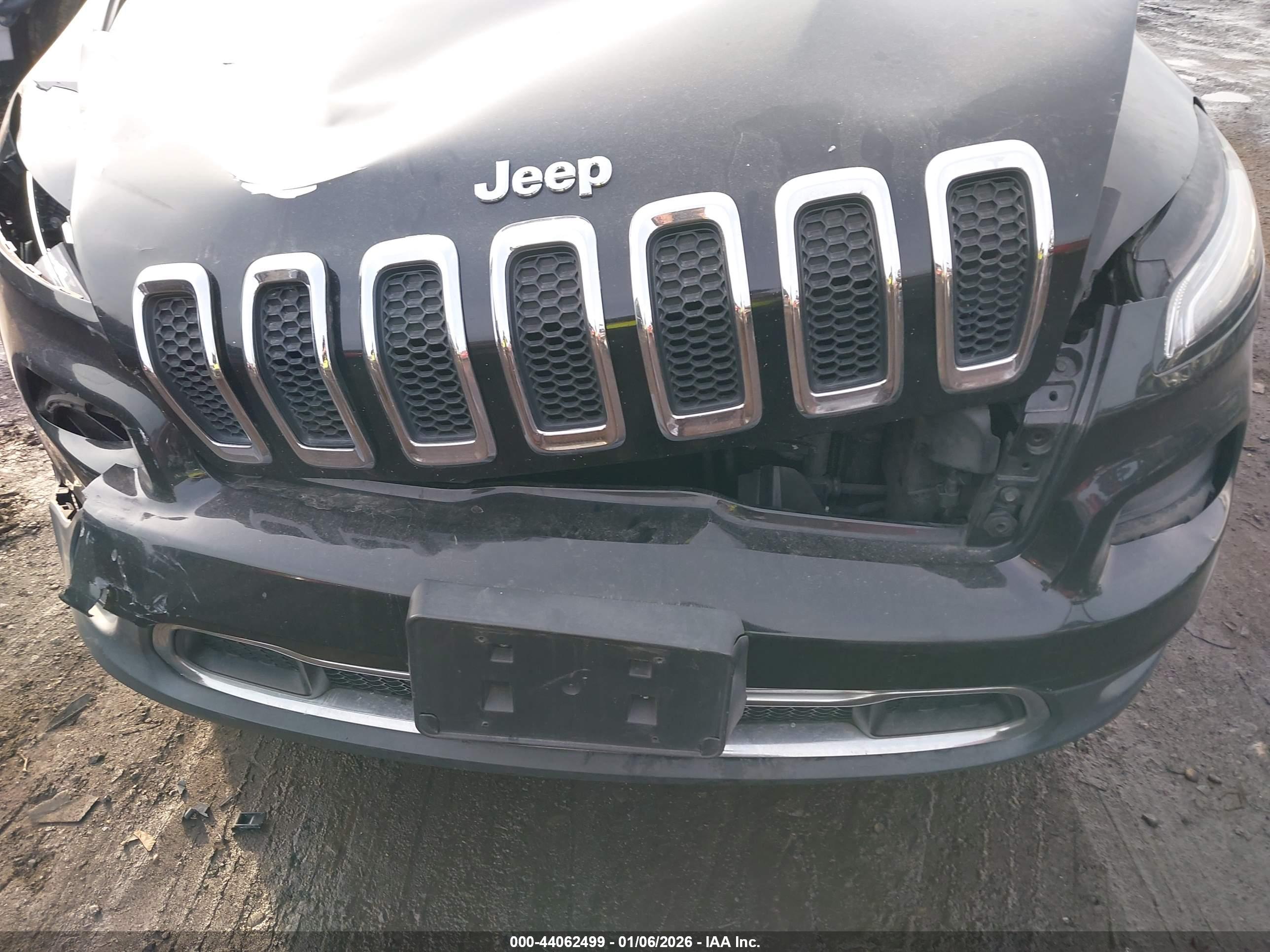 JEEP CHEROKEE image 10