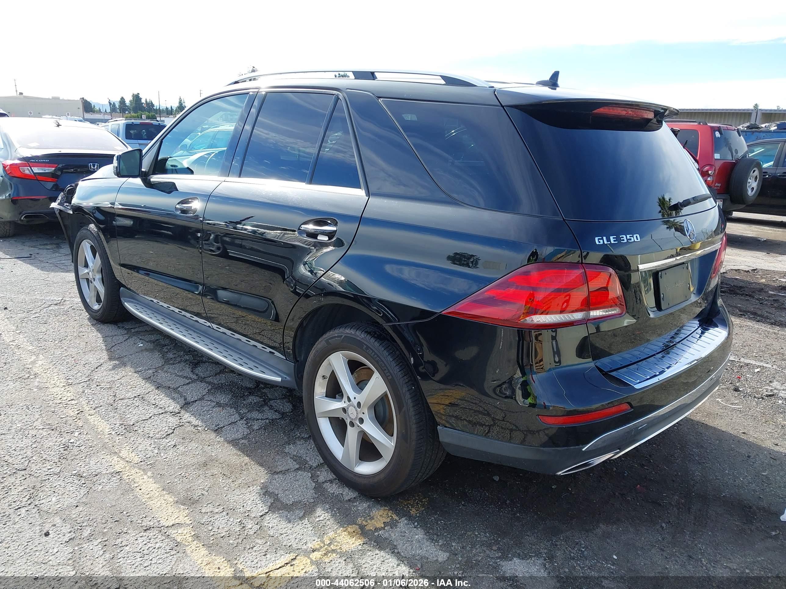 MERCEDES-BENZ GLE image 3