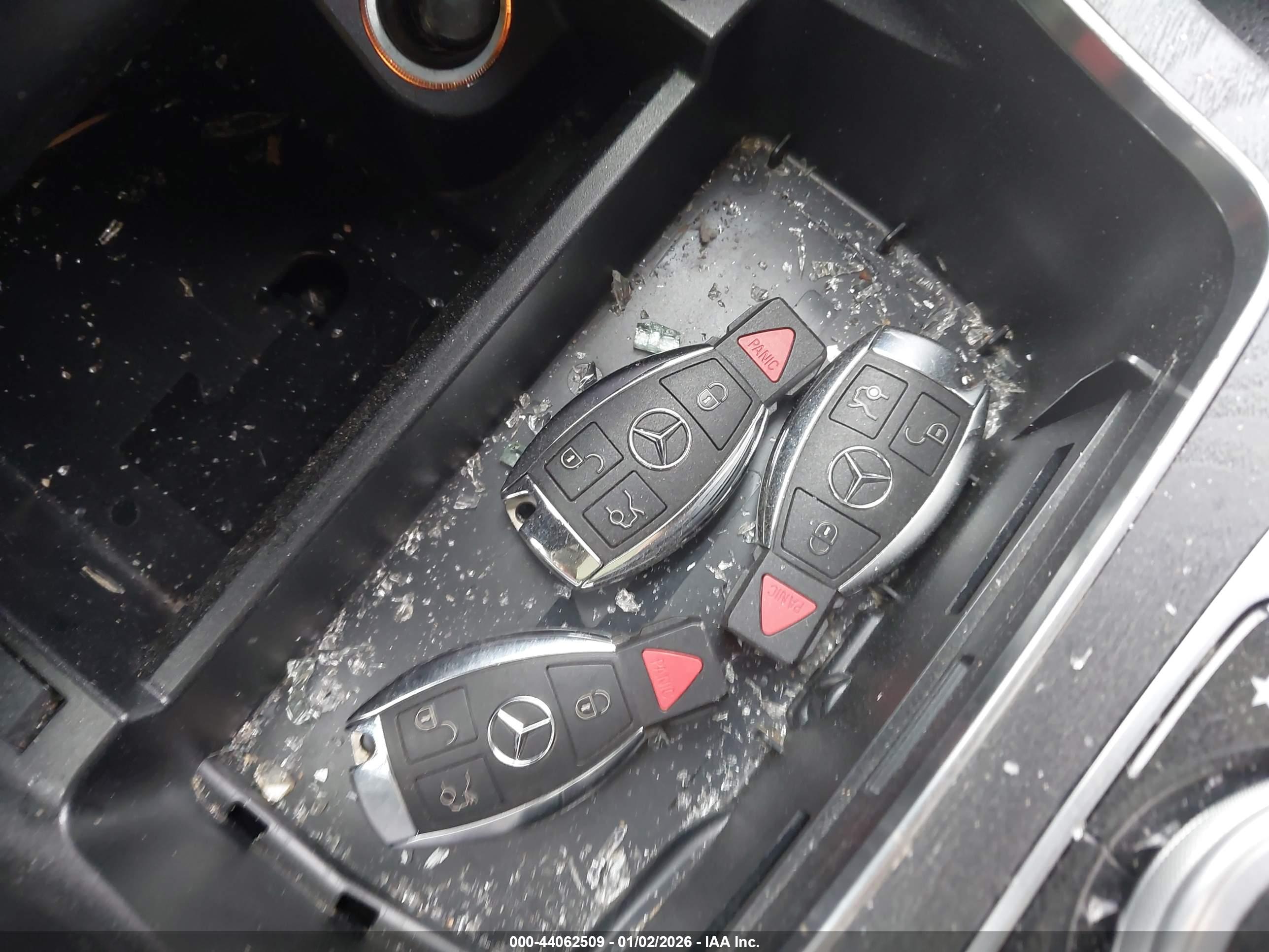 MERCEDES-BENZ GLC image 11