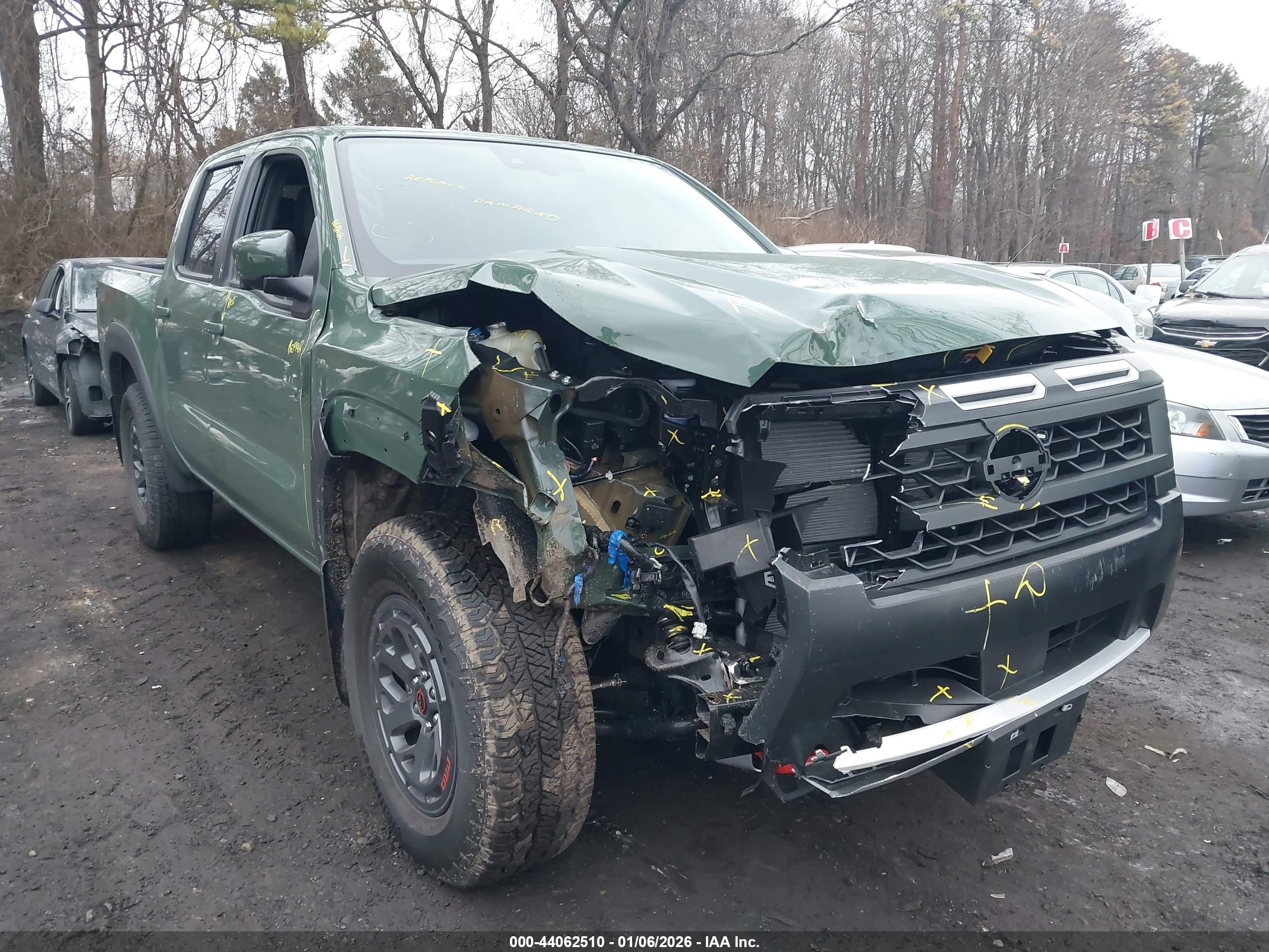 NISSAN FRONTIER image 6