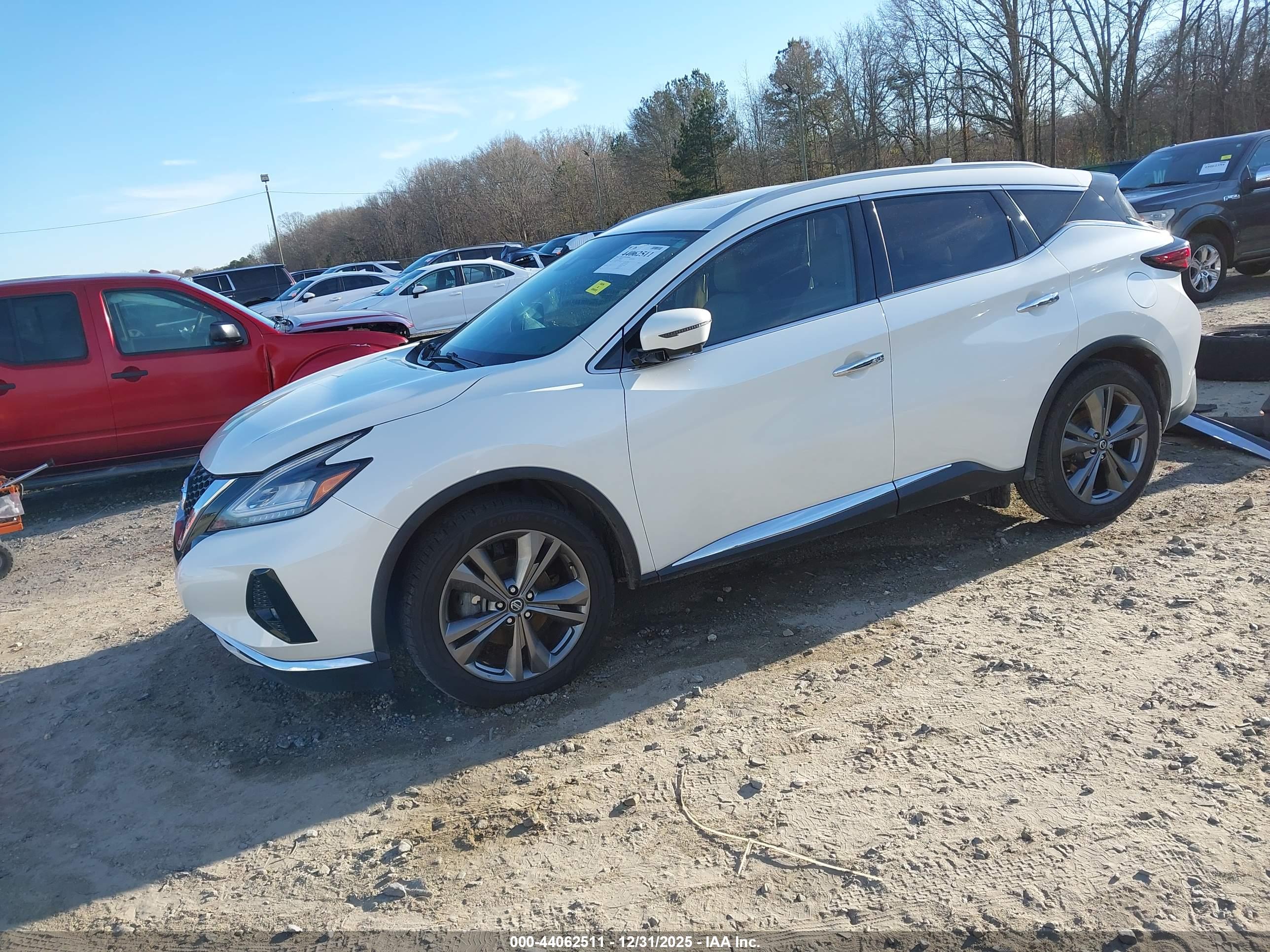 NISSAN MURANO image 2