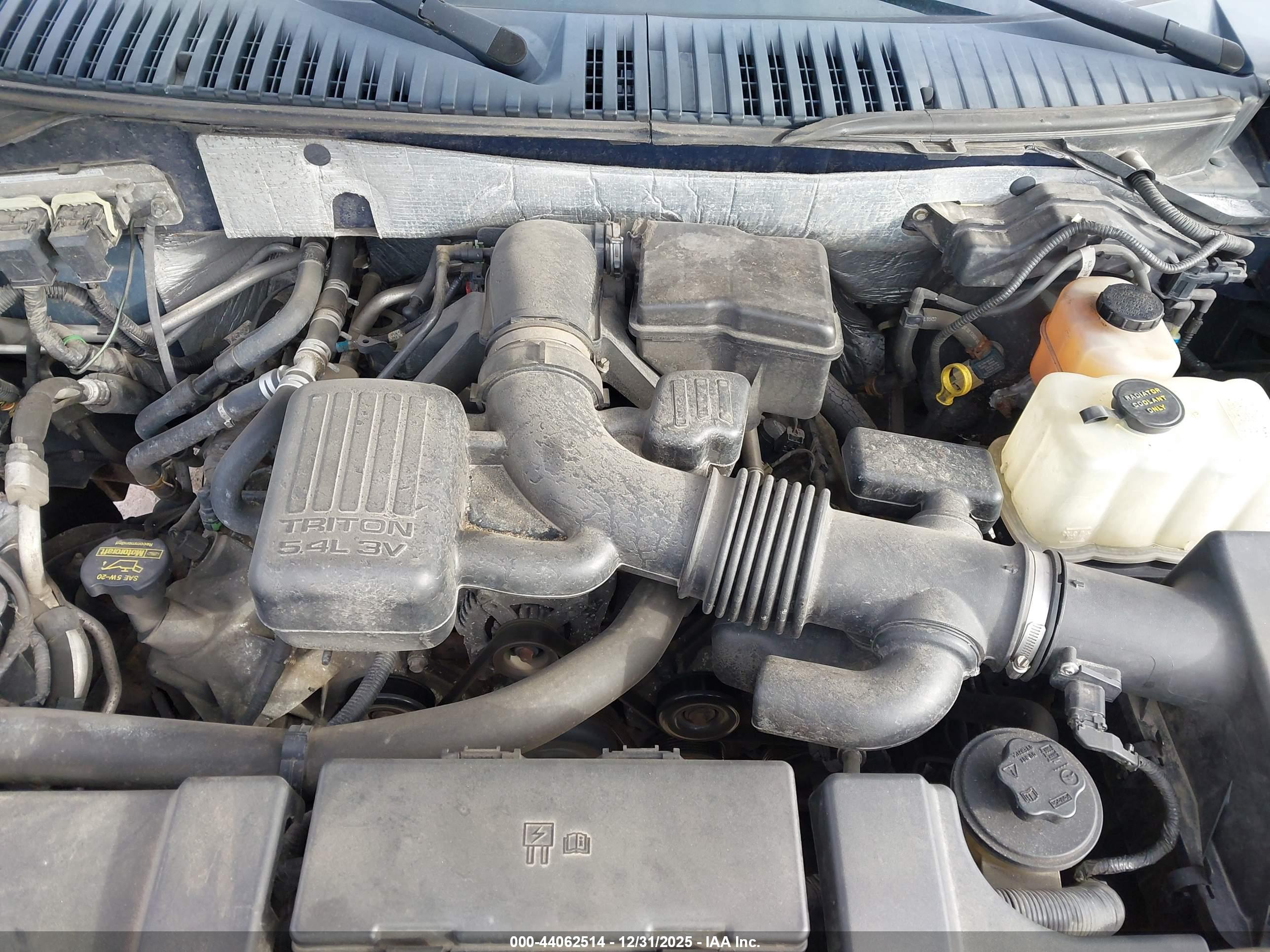 FORD EXPEDITION image 10