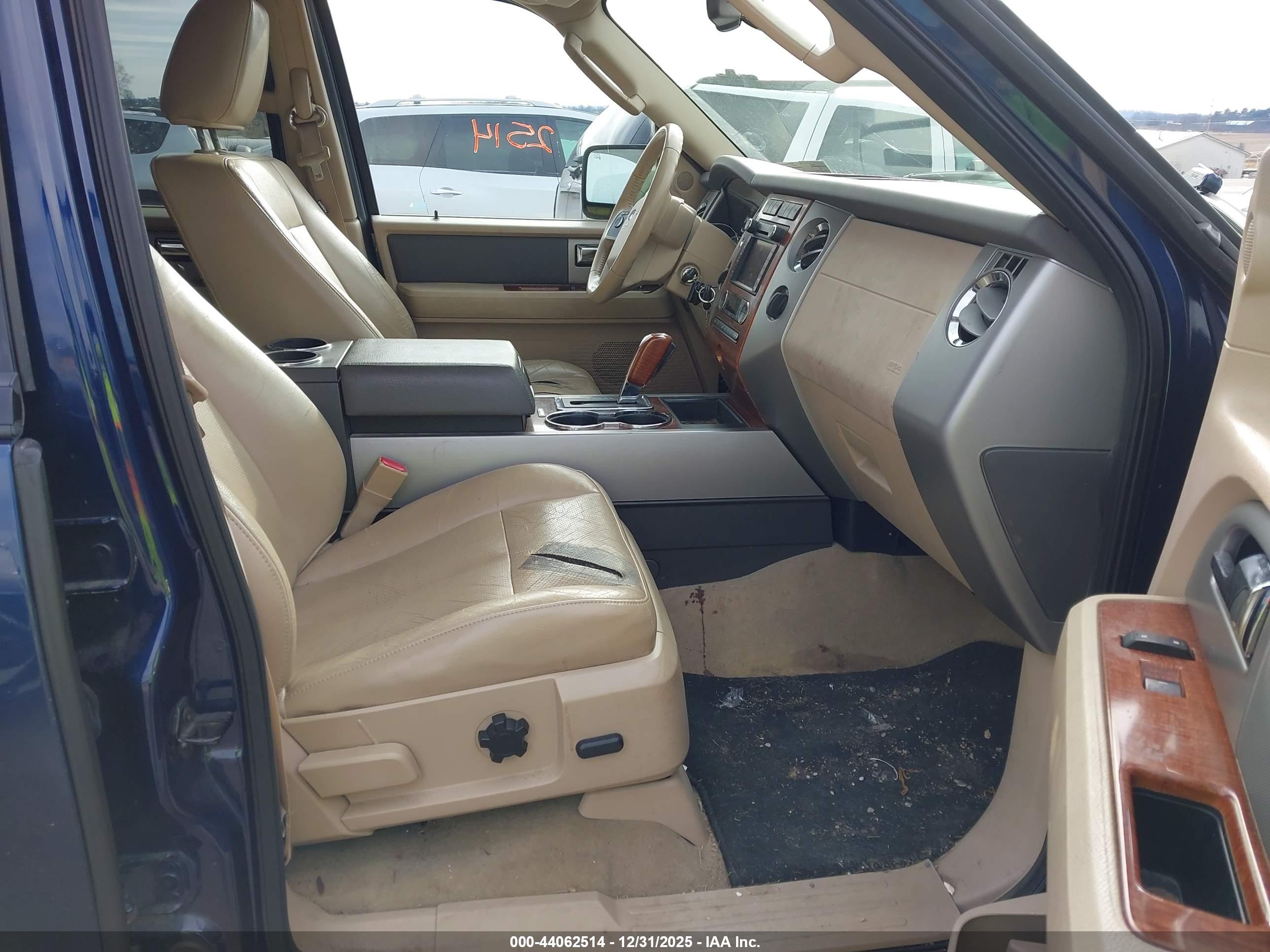 FORD EXPEDITION image 5