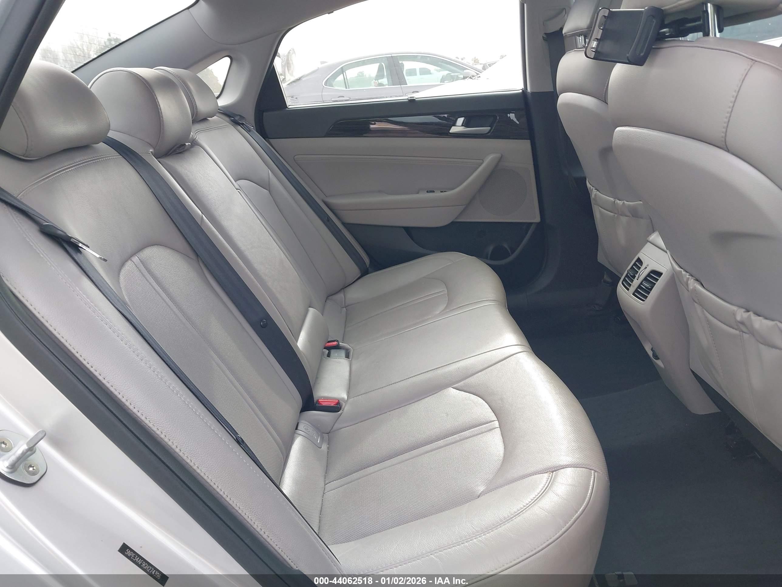 HYUNDAI SONATA image 8