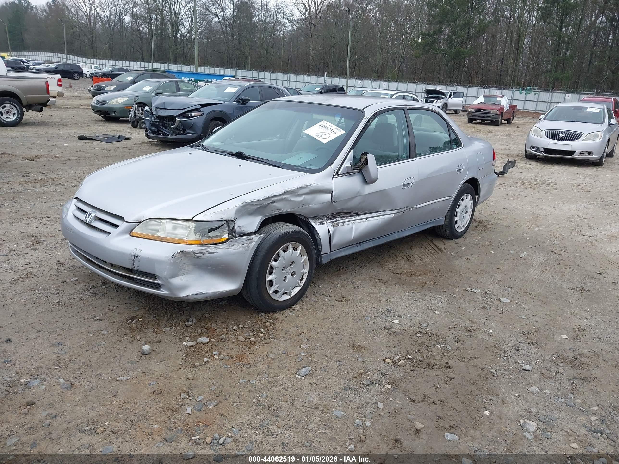 HONDA ACCORD image 2