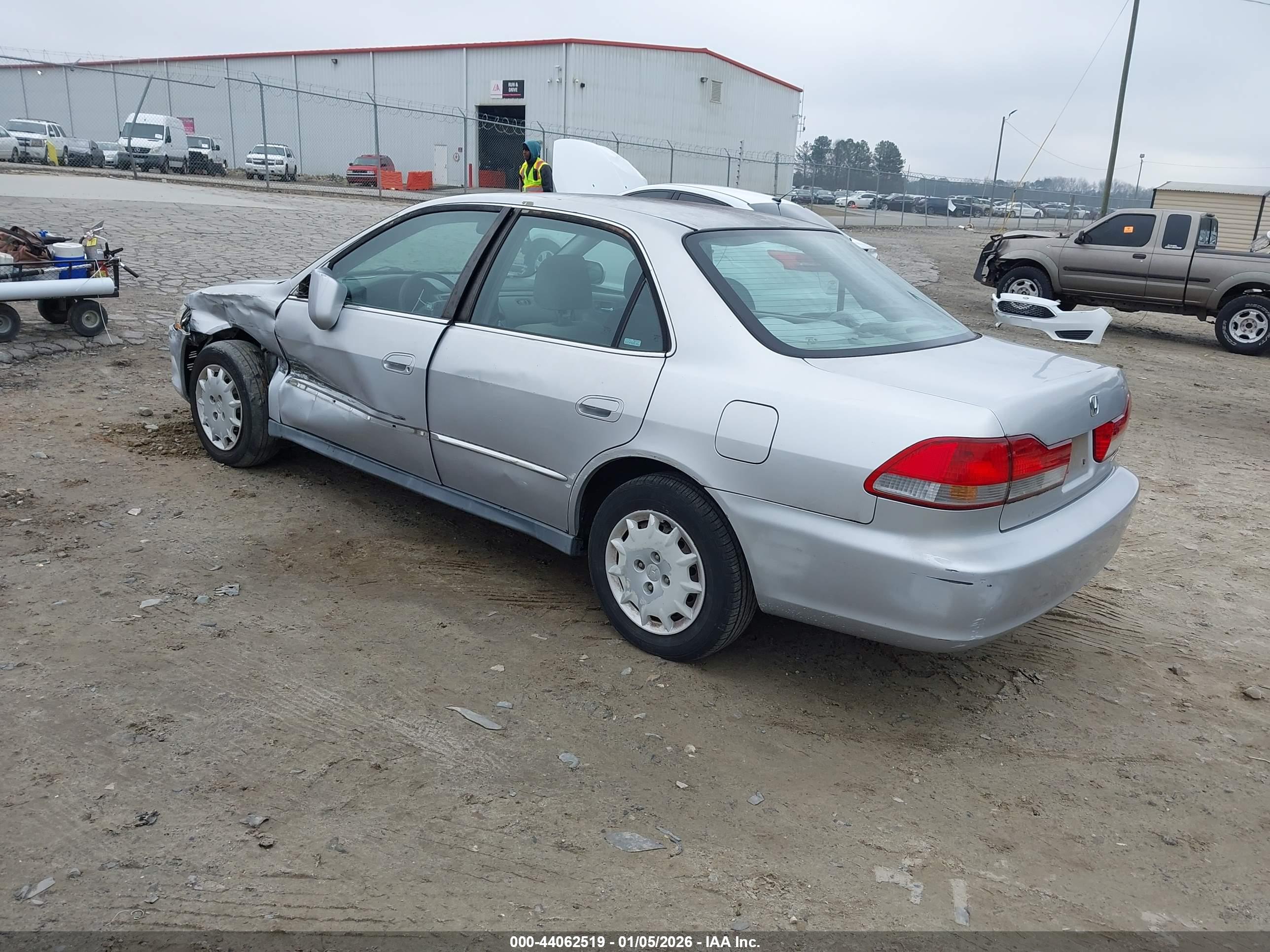 HONDA ACCORD image 3