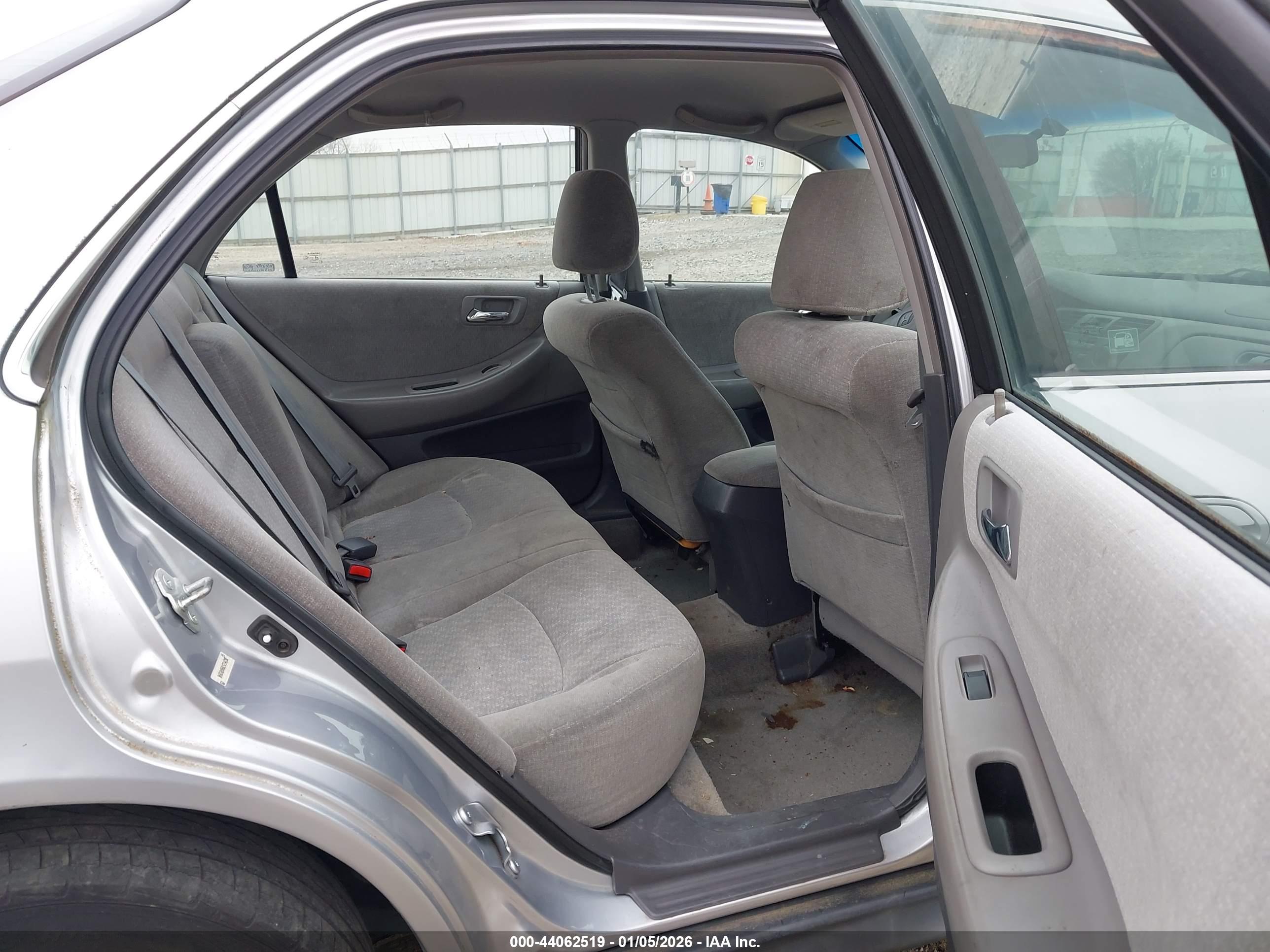 HONDA ACCORD image 8