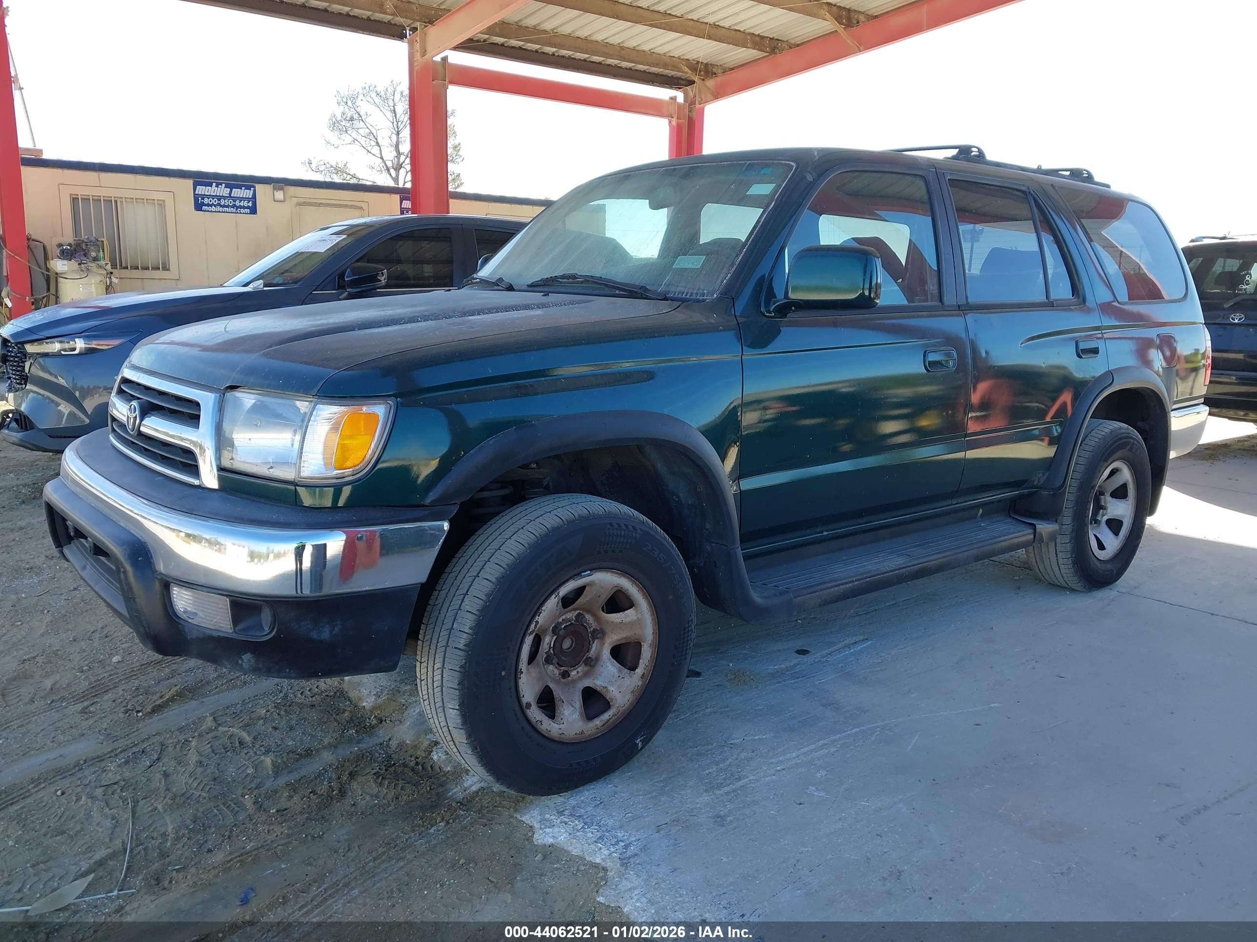 TOYOTA 4RUNNER image 2