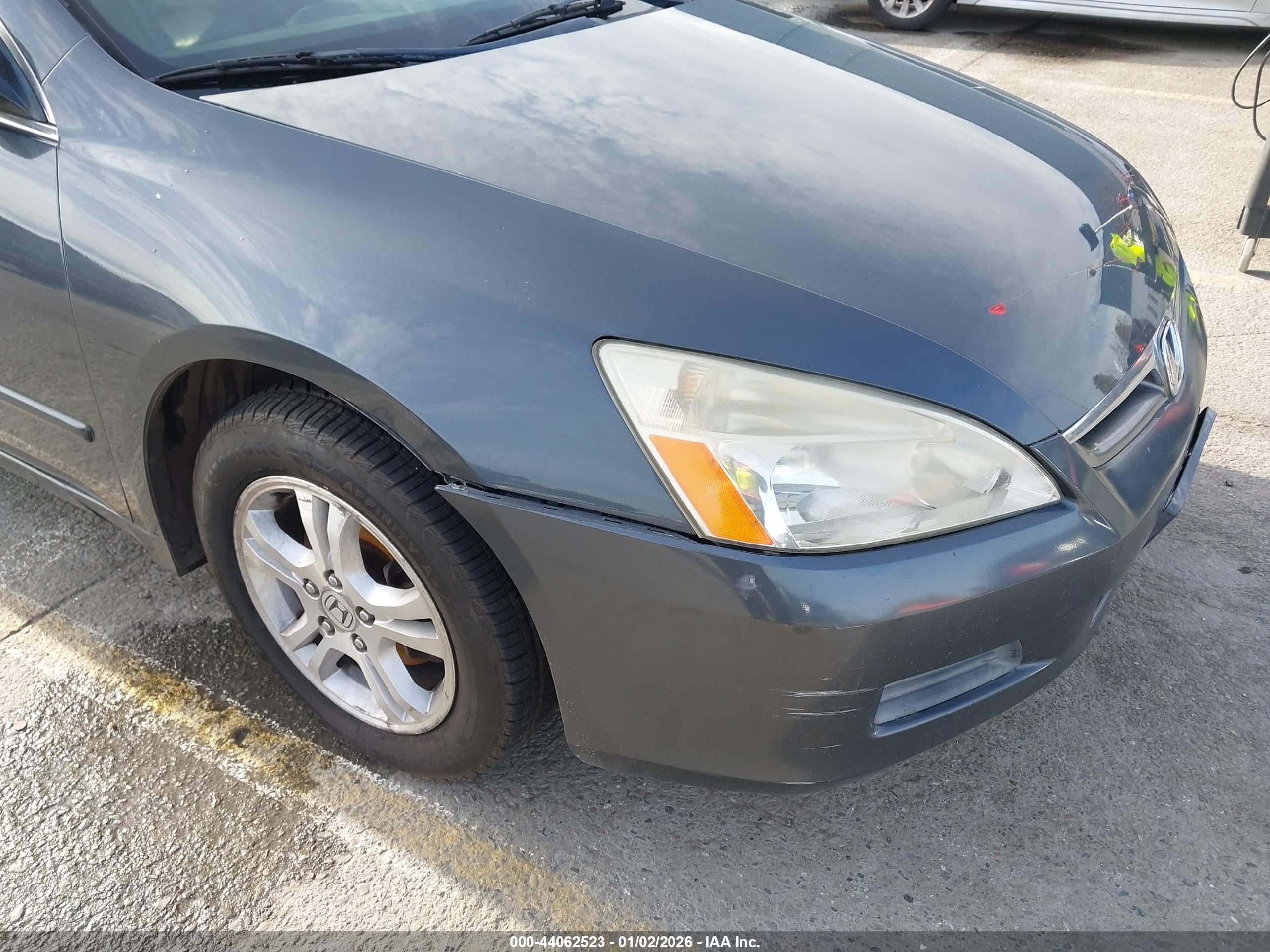 HONDA ACCORD image 6