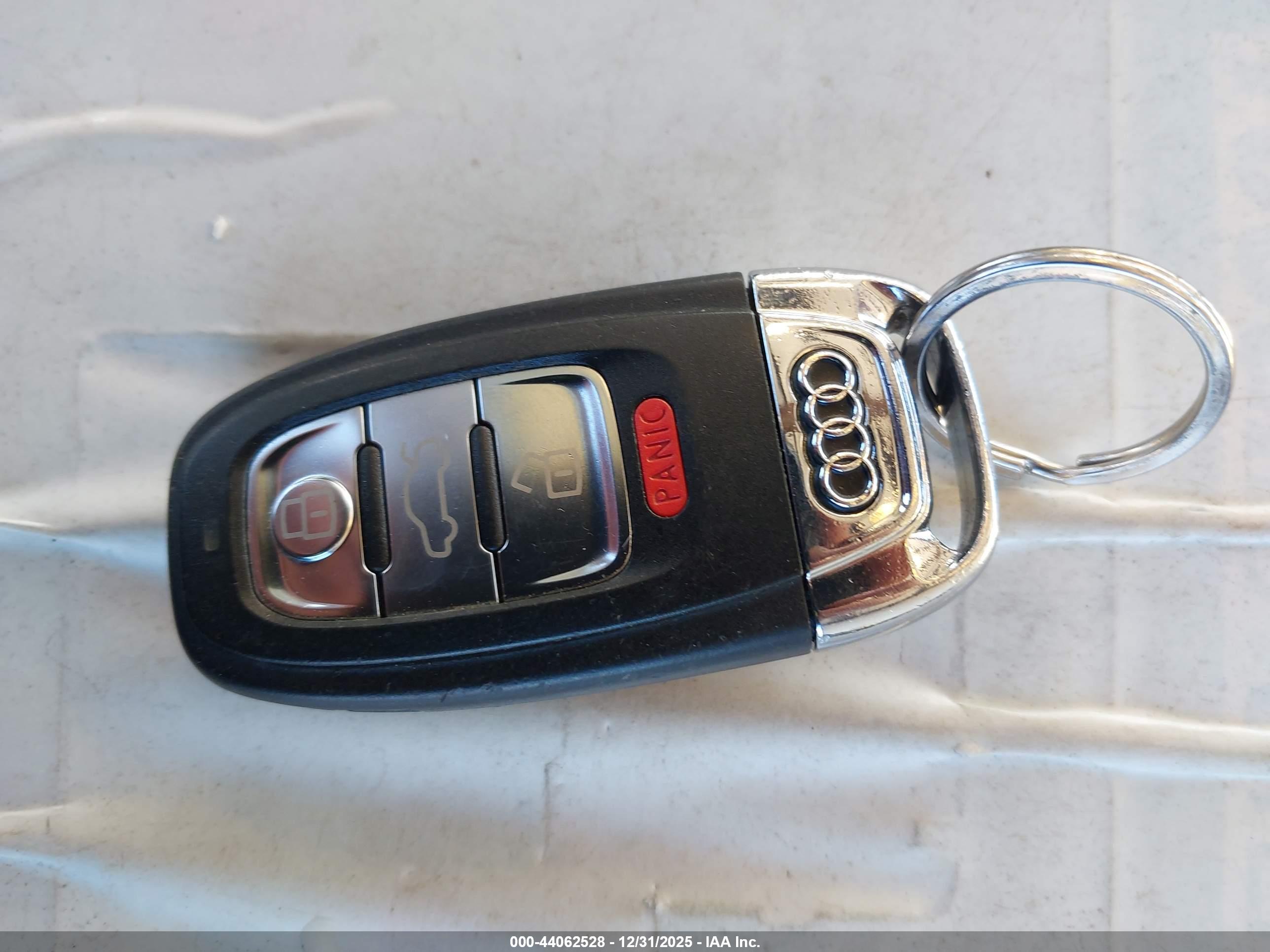 AUDI S4 image 11