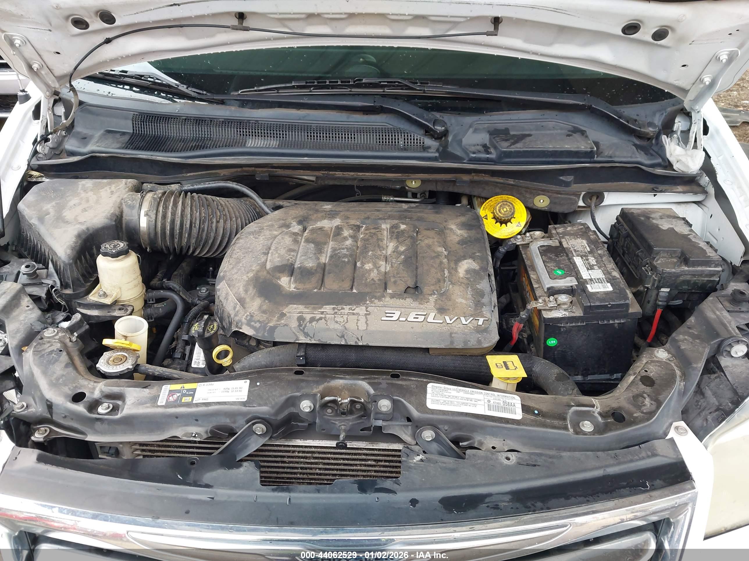 CHRYSLER TOWN image 10