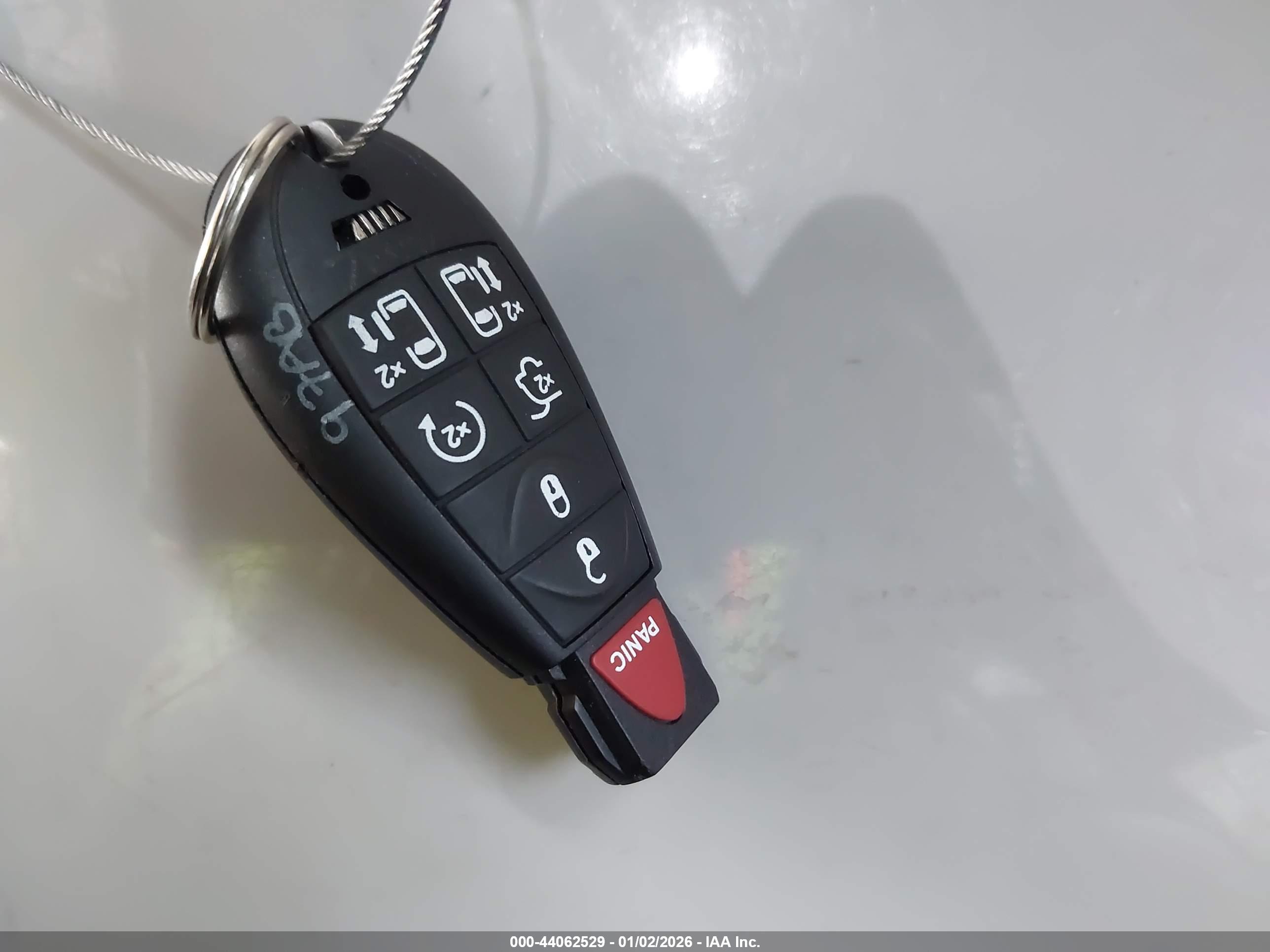 CHRYSLER TOWN image 11
