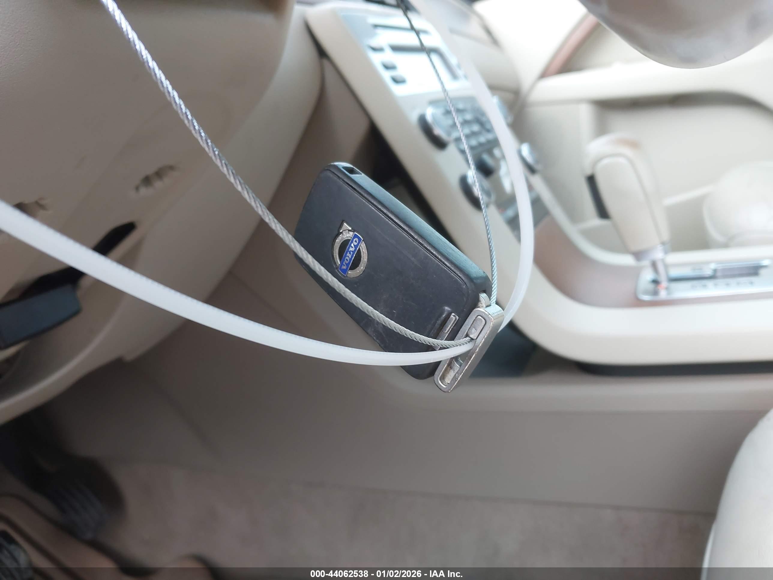 VOLVO S80 image 11